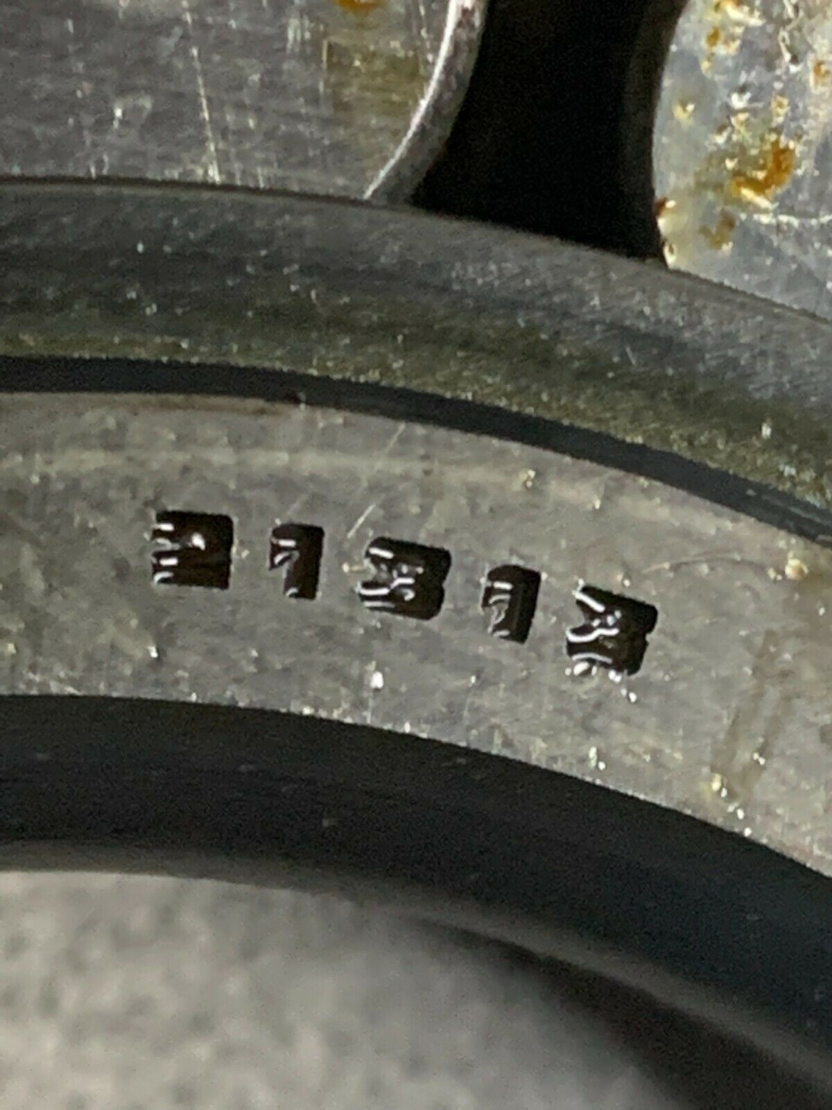 NEW NO BOX SNR ROLLER BEARING 21313 F32