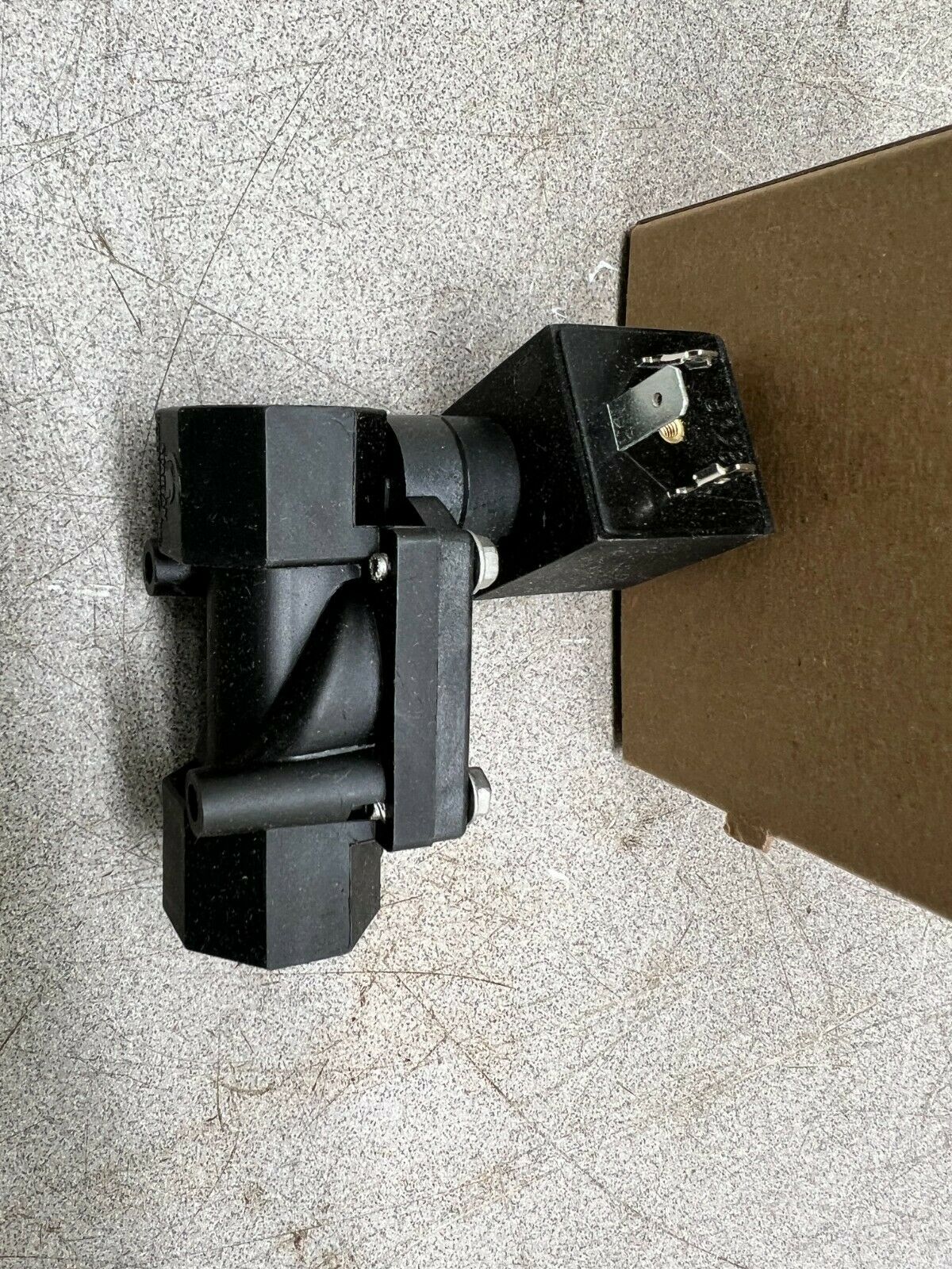 NEW IN BOX SPARTAN VALVE NITRILE 3585-020-9237B