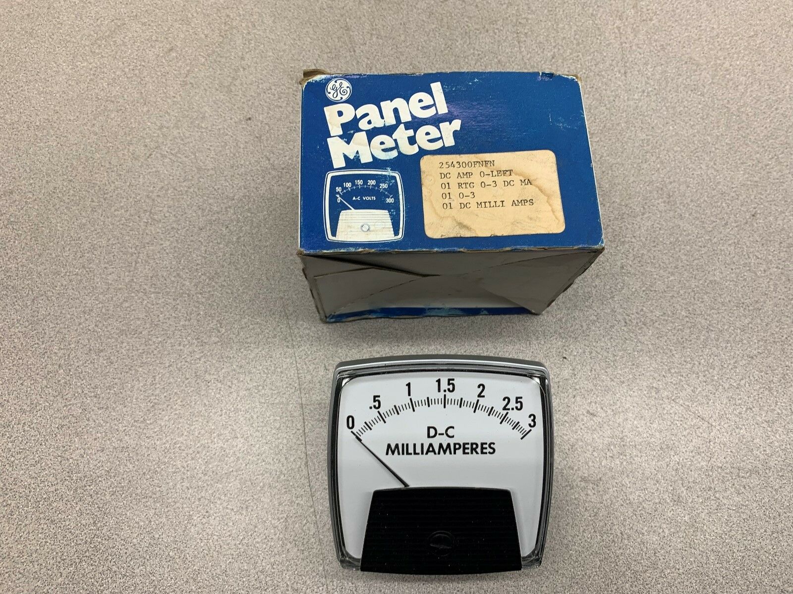 NEW IN BOX GE 0-3 DCMA PANEL METER 254300FNFN