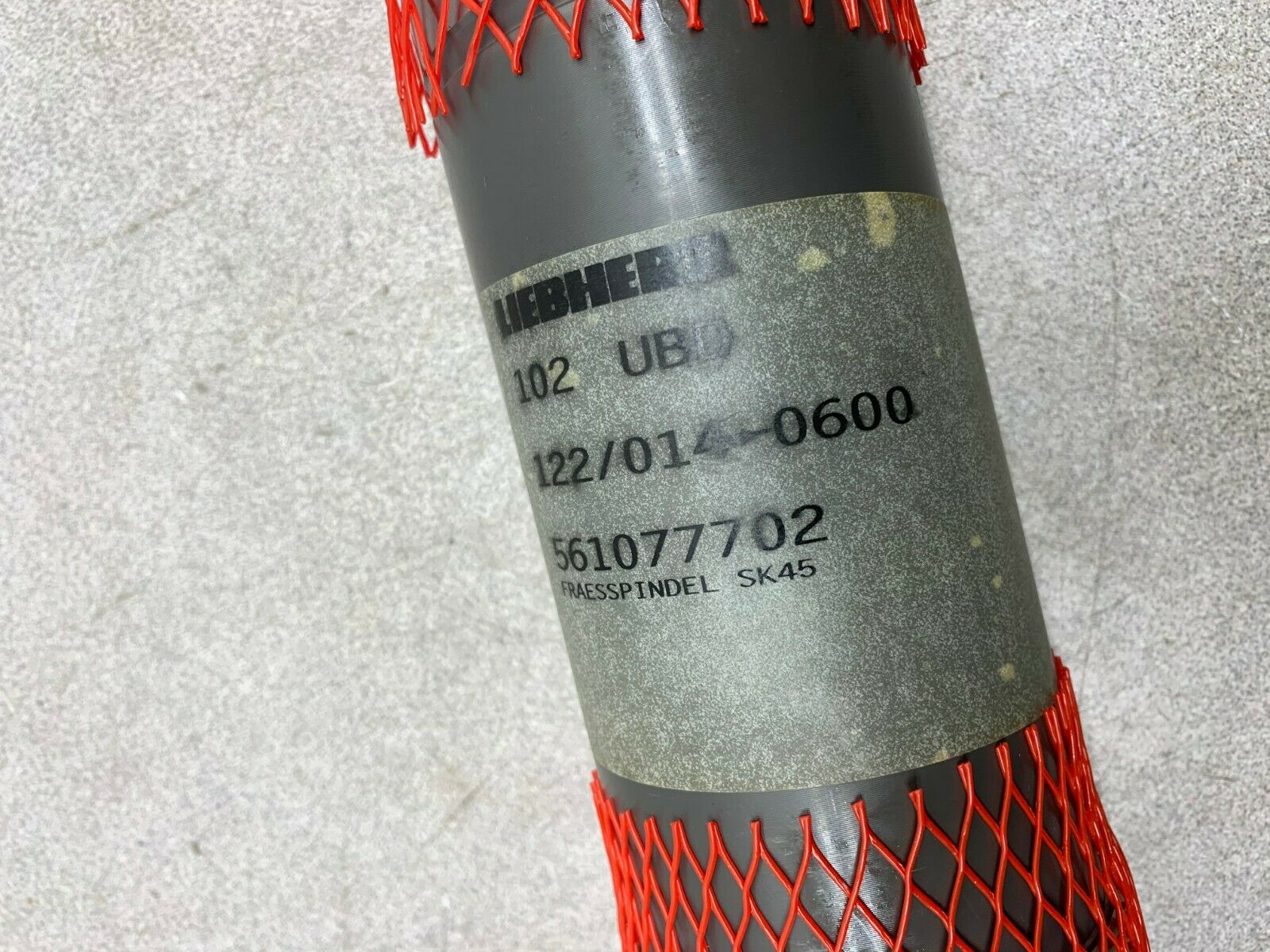 NEW NO BOX LIEBHERR 102 UBD FRAESSPINDLE SK45 PART 561077702 122/014-0600