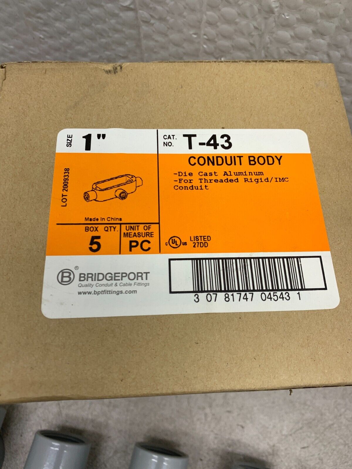 NEW BOX OF 5 BRIDGEPORT 1" CONDUIT BODY T-43