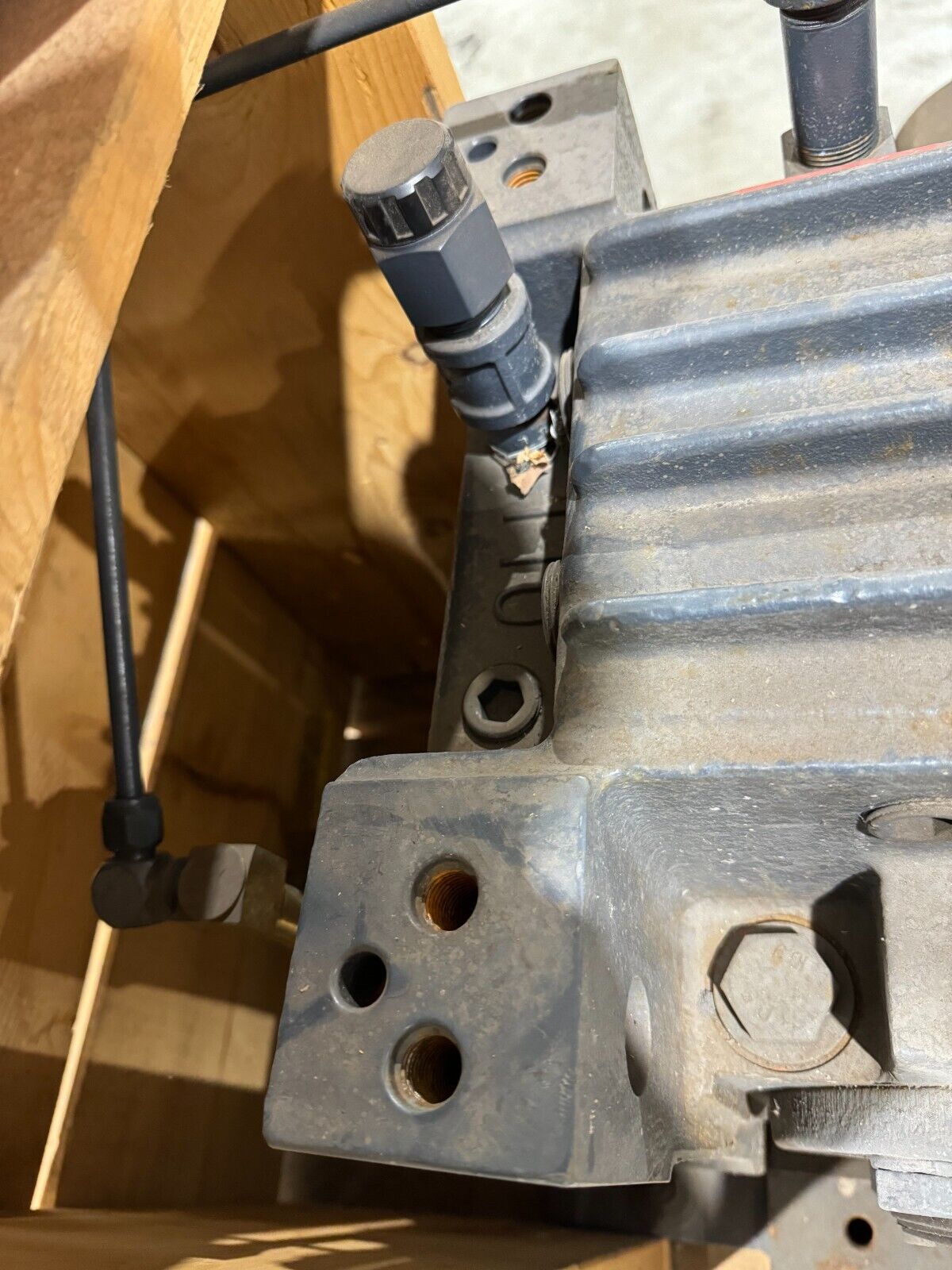 NEW FALK V-CLASS ENCLOSED GEAR DRIVE REDUCER 14.34 RATIO M117VPC2