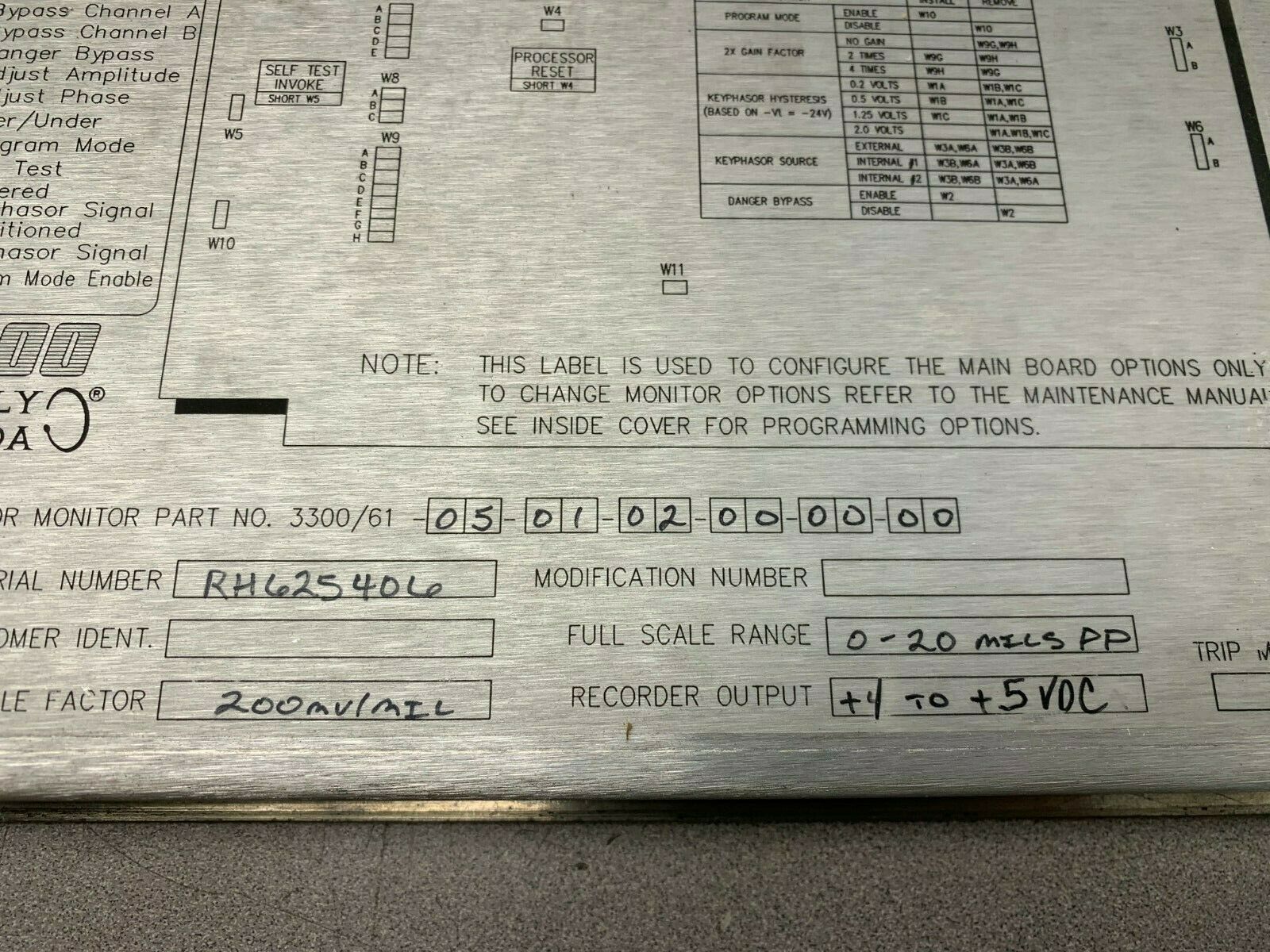 USED BENTLY NEVADA 3300/61 XY DUAL VECTOR MONITOR 3300/61-05-01-02-00-00-00