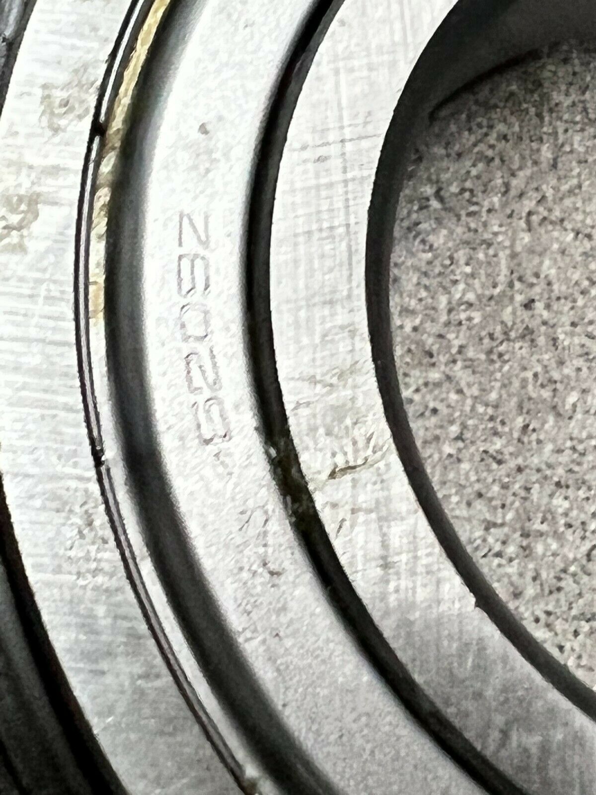 NEW IN BOX KML 6209Z BALL BEARING 209SLV