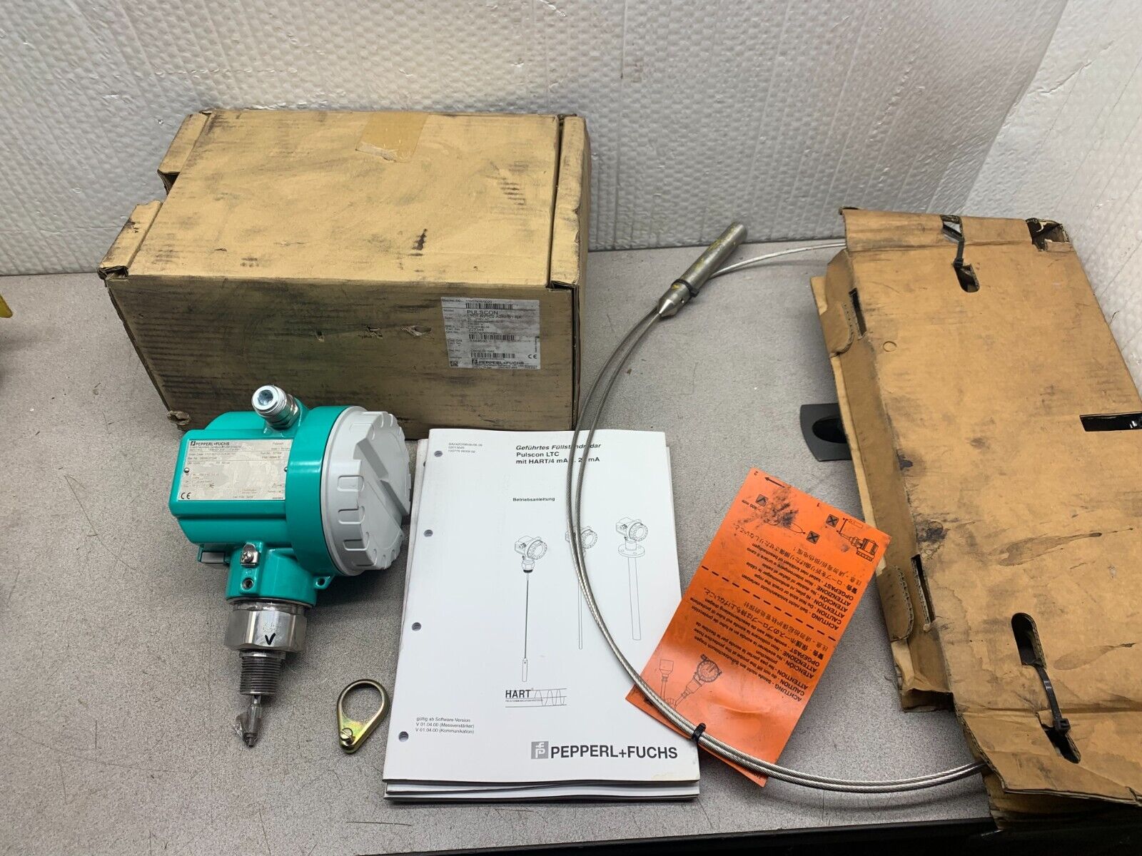 NEW IN BOX PEPPERL+FUCHS TRANSMITTER LTC1-N21C2-A2AHB1-NA