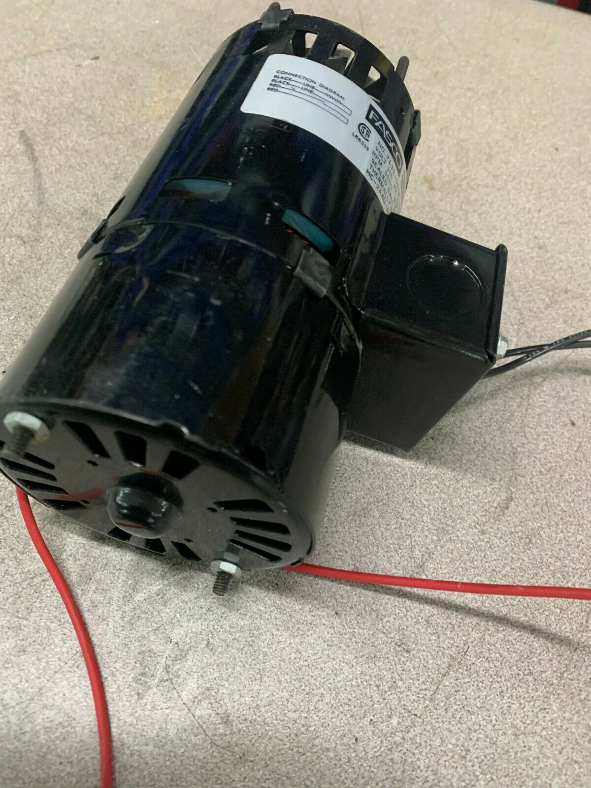 NEW NO BOX FASCO 7131-0208 MOTOR 1/16HP 3000RPM 115V. TYPE U31EB2