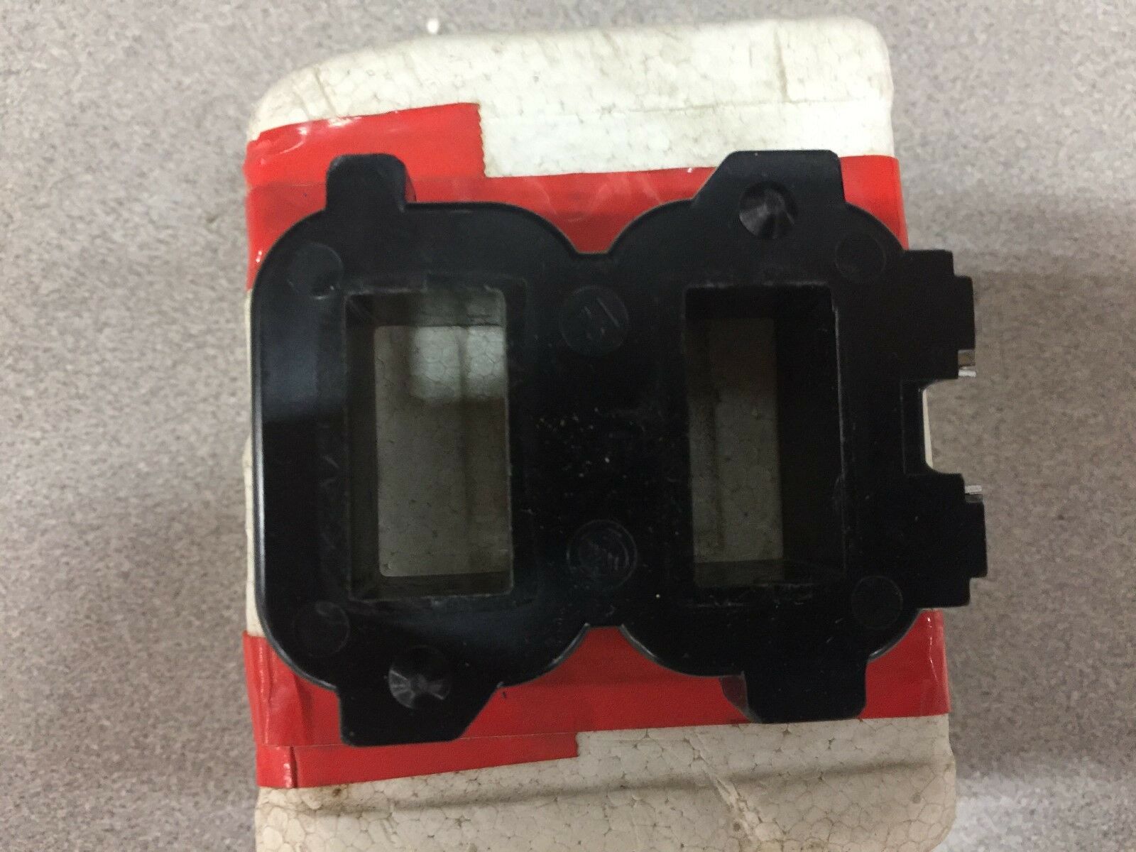 NEW IN BOX CUTLER HAMMER 24VAC COIL 9-1989-7