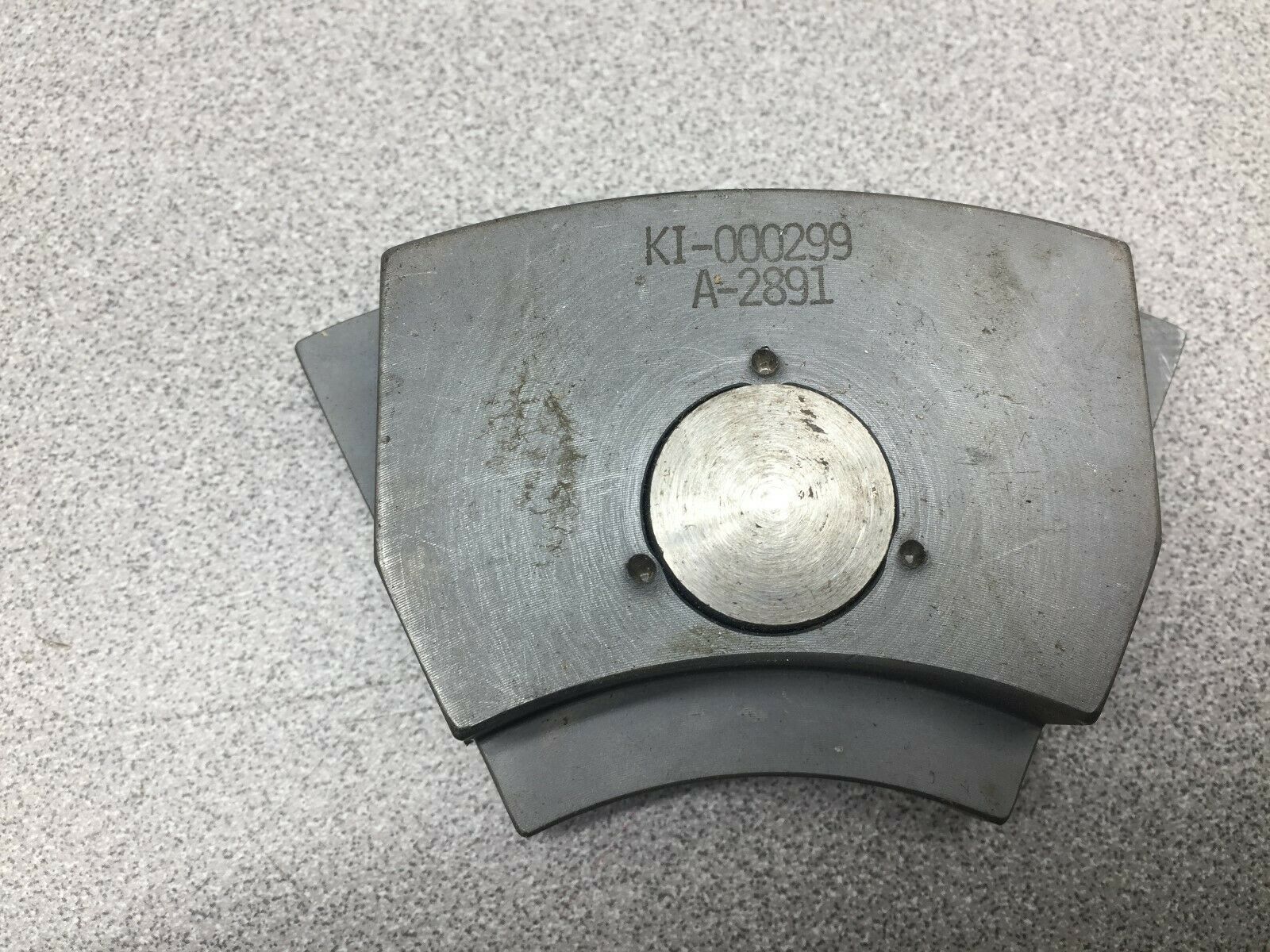 NEW NO BOX KINGSBURY THRUST SHOE KI-000299