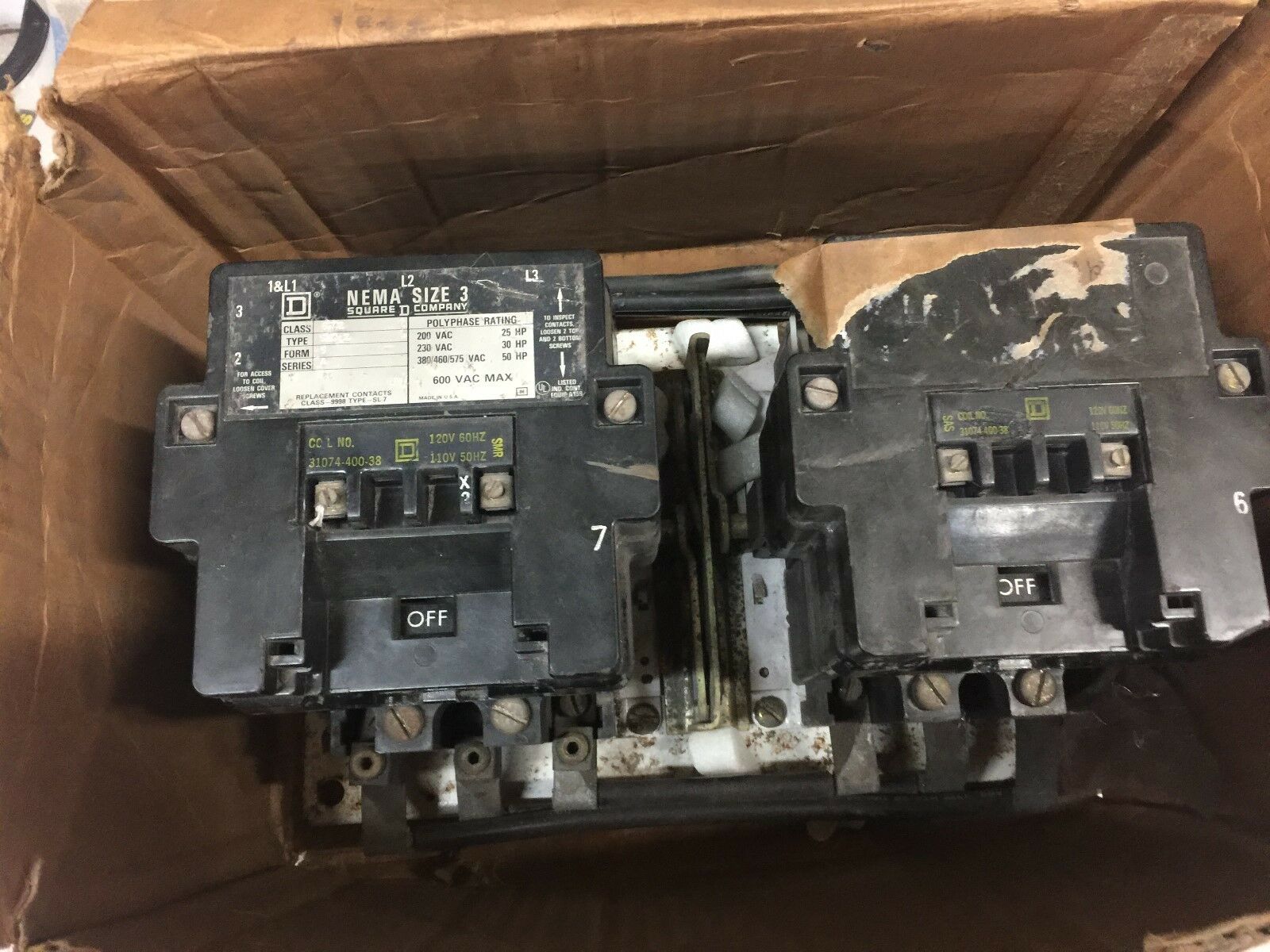 NEW IN BOX SQUARE D SIZE 3 600V REVERSING CONTACTOR 6702 SEC2