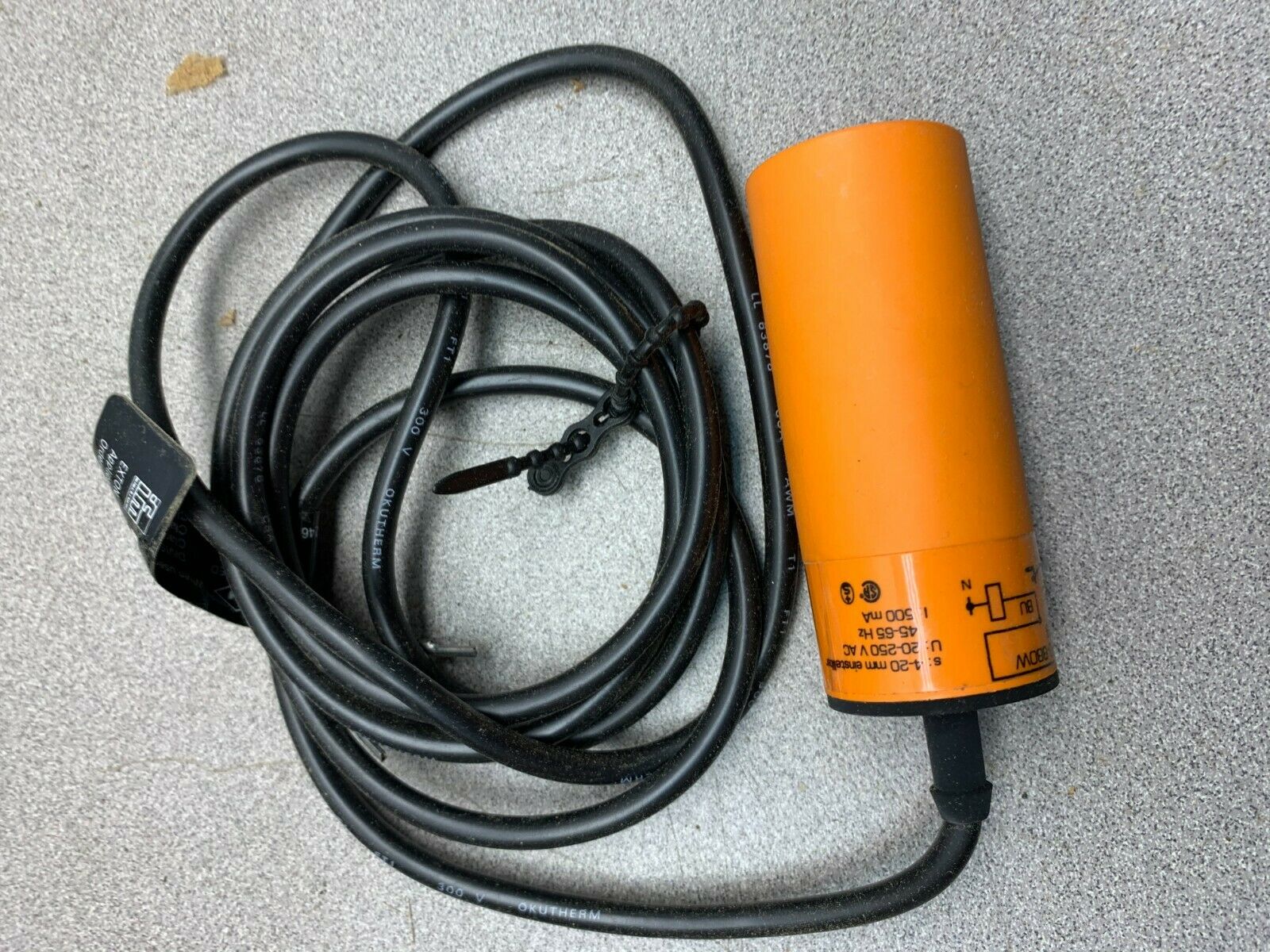 NEW IN BOX EFECTOR SENSOR KB2020BB0W