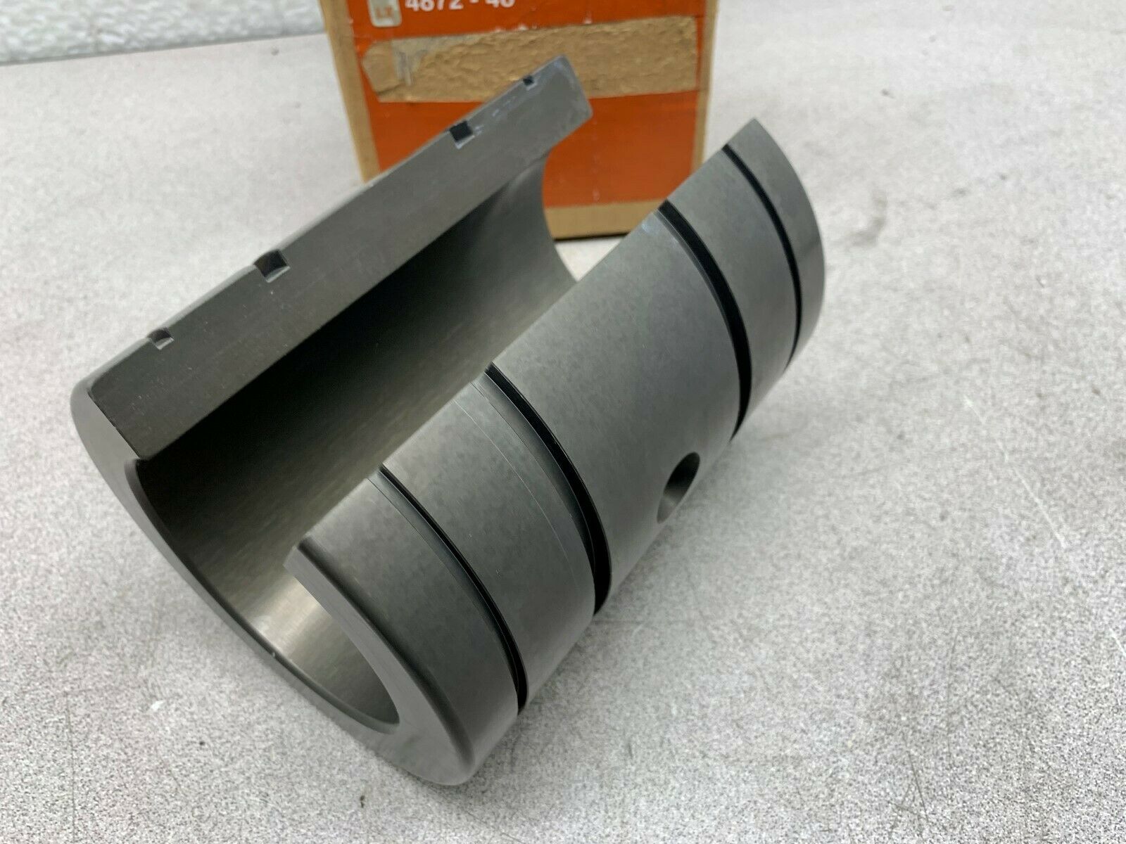 NEW IN BOX LINEAR MOTION LM76 OPEN LINEAR BEARING LX4872-48