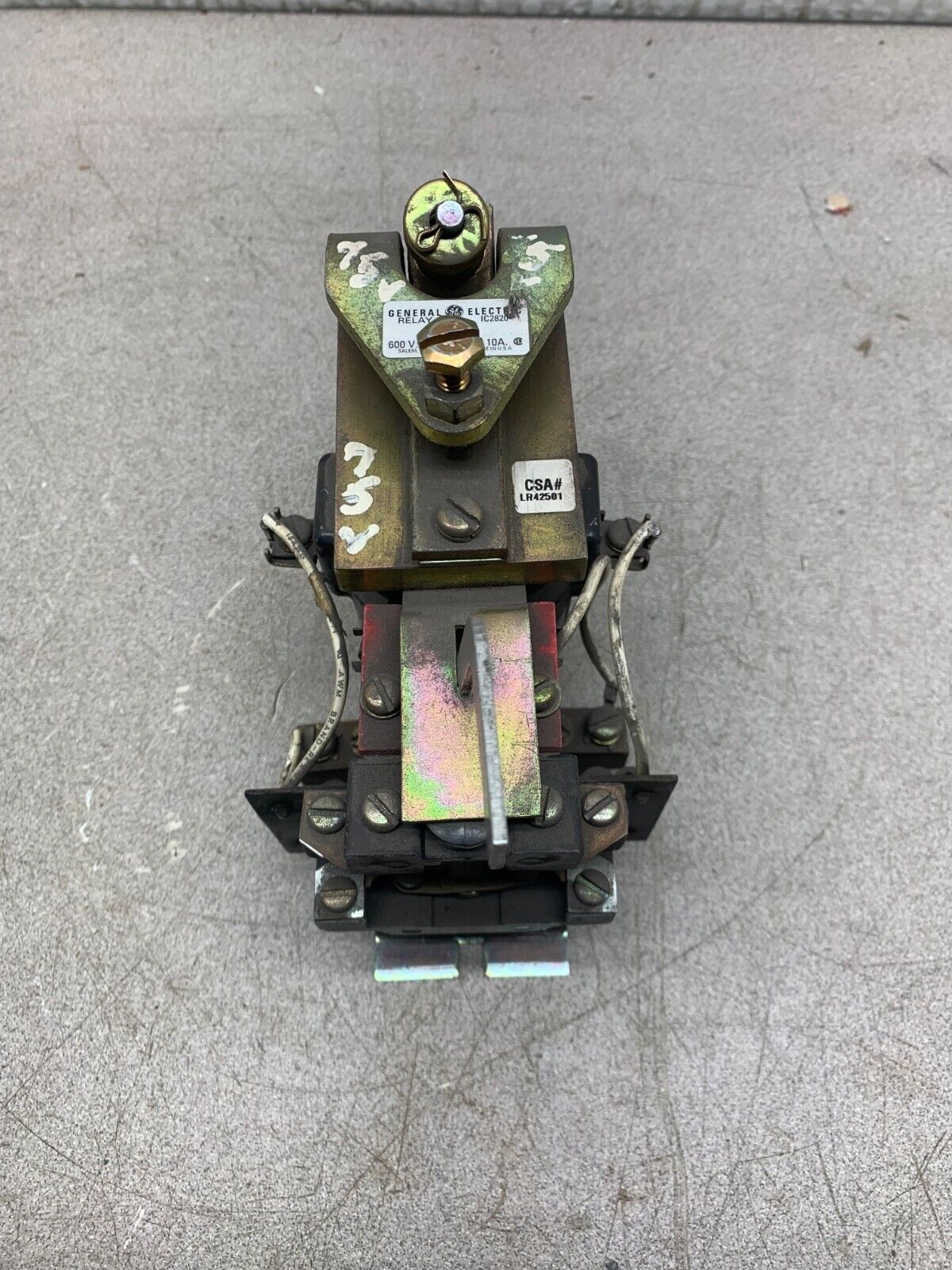 USED GENERAL ELECTRIC RELAY IC2820A103H WITH 22D11G269A COIL