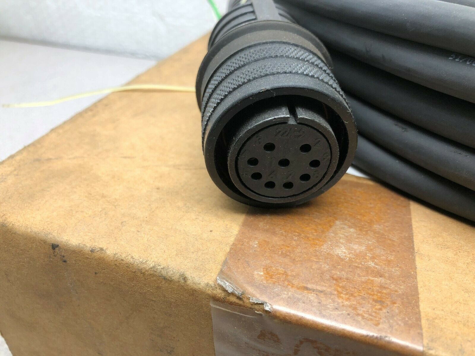 NEW IN BOX ALLEN BRADLEY 15 METER MOTOR POWER CABLE 1326-CPB1T-L-015