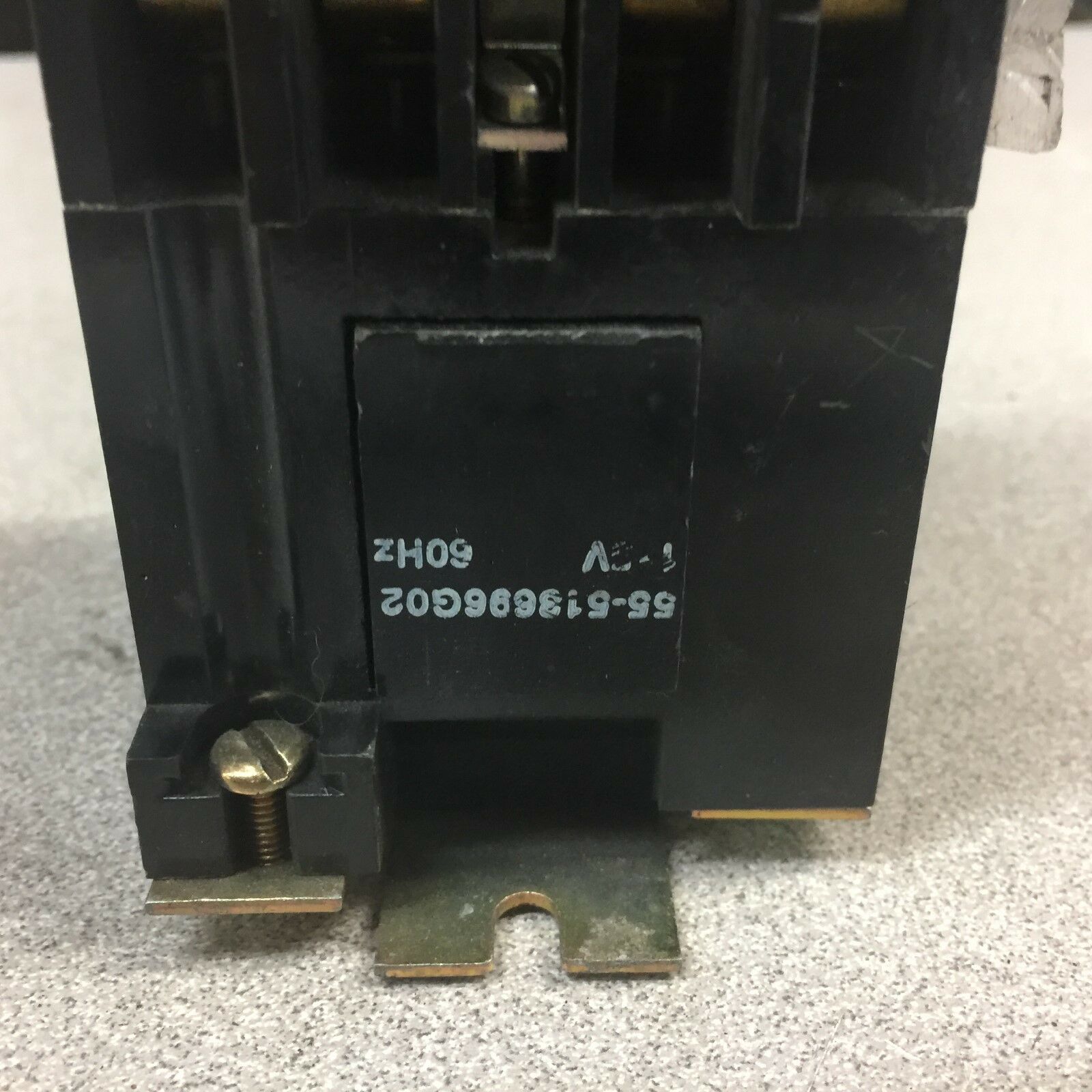 NEW NO BOX GE PNEUMATIC TIMER 5-200 SEC 115 V COIL CR122B040**F