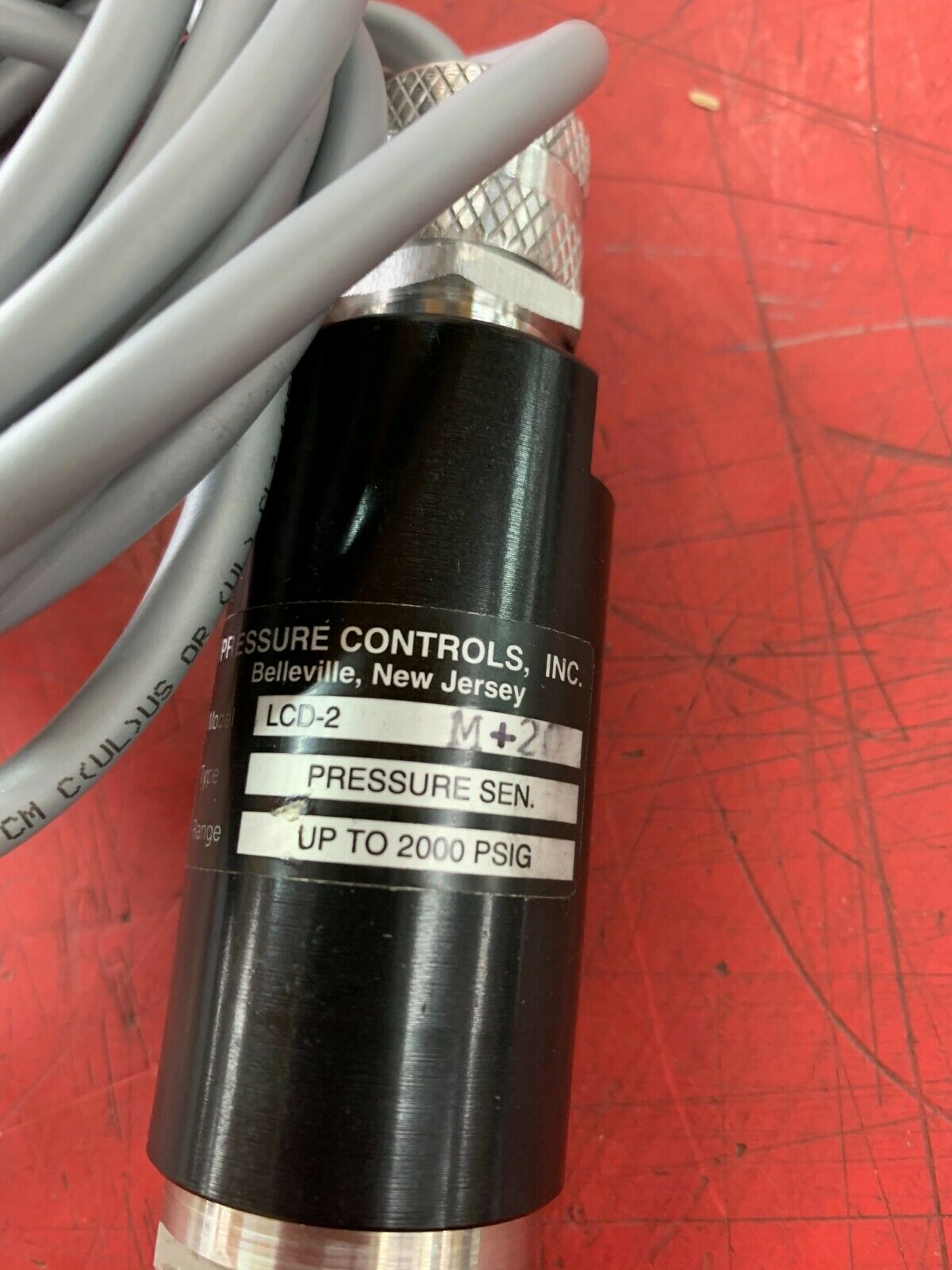 NEW NO BOX PRESSURE CONTROLS SENSOR LCD-2