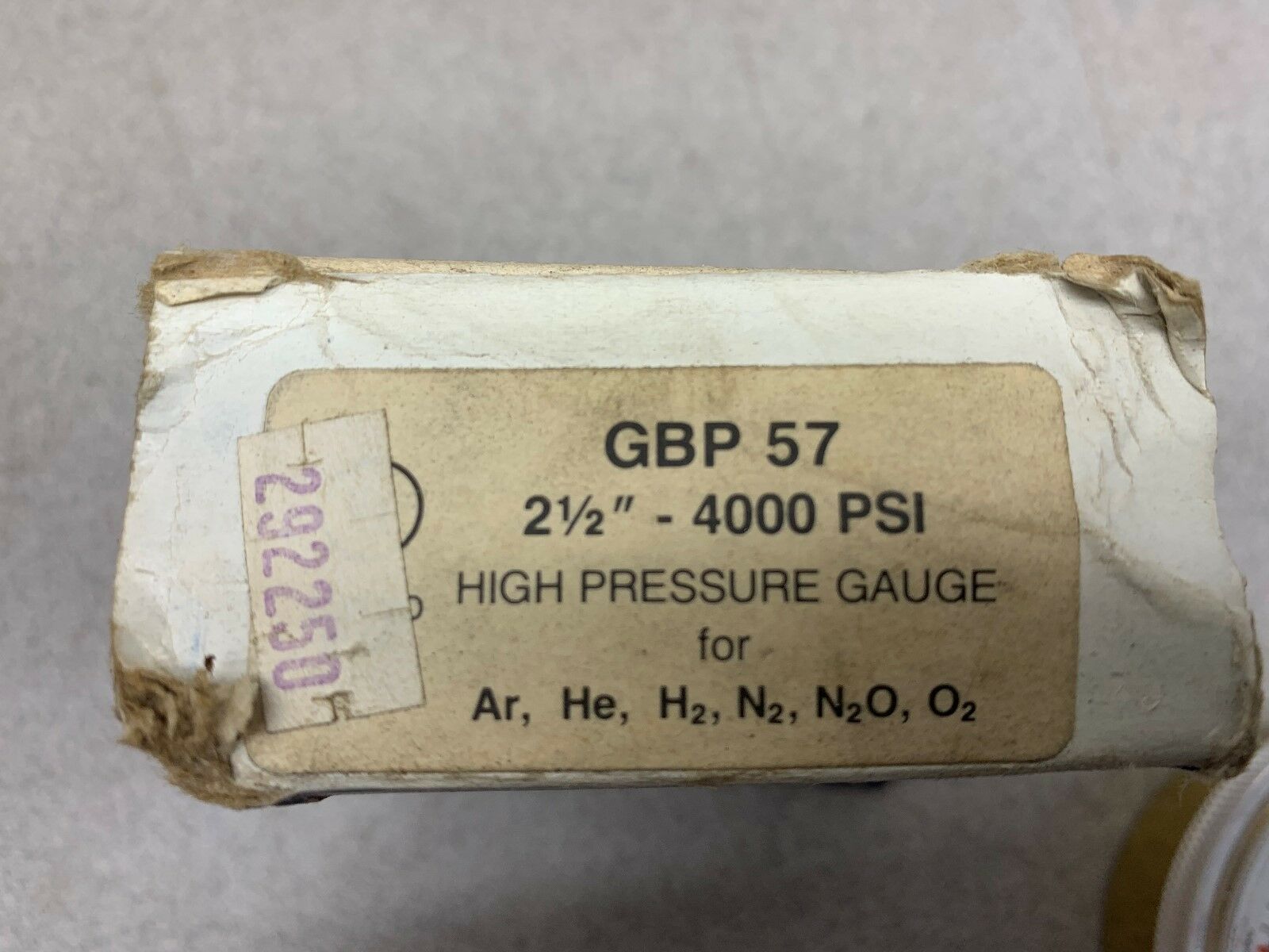 NEW IN BOX PSI 2 1/2-4000 GAUGE GBP-57
