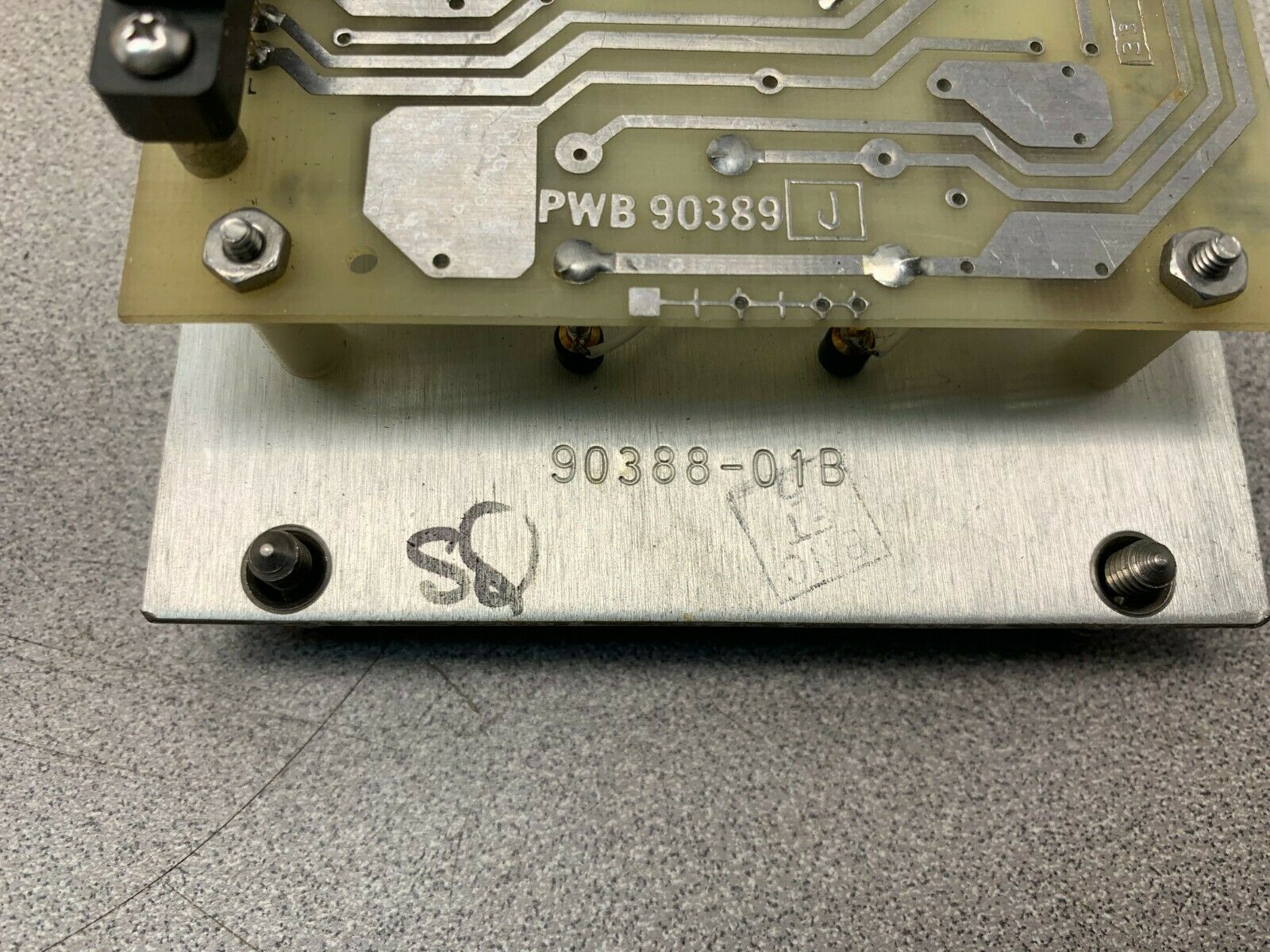 NEW NO BOX BENTLY NEVADA 90388-01B VIBRATION MONITOR ANALOG DISPLAY 90120-02-52