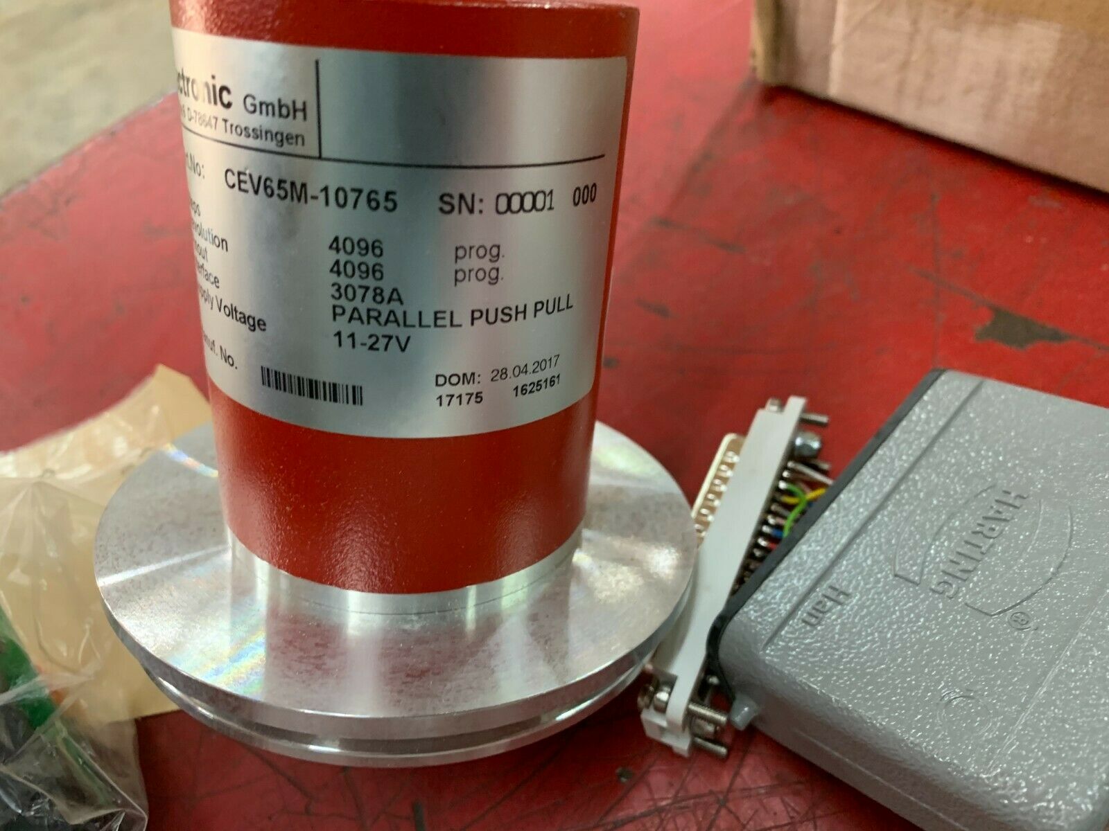 NEW IN BOX TR ELECTRONIC ROTARY ENCODER CEV65M-10765