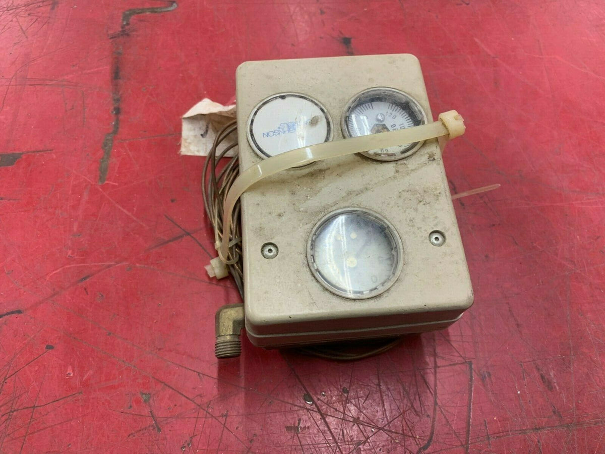 USED JOHNSON CONTROLS THERMOSTAT T-8000 – Boyd Industrial Supply
