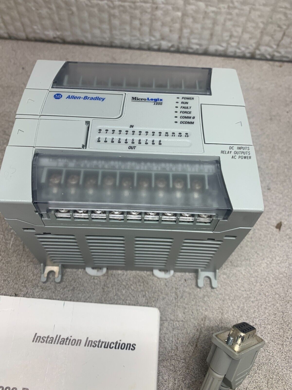 NEW NO BOX ALLEN-BRADLEY MICROLOGIX 1200 CONTROLLER 1762-L24BWA SERIES C