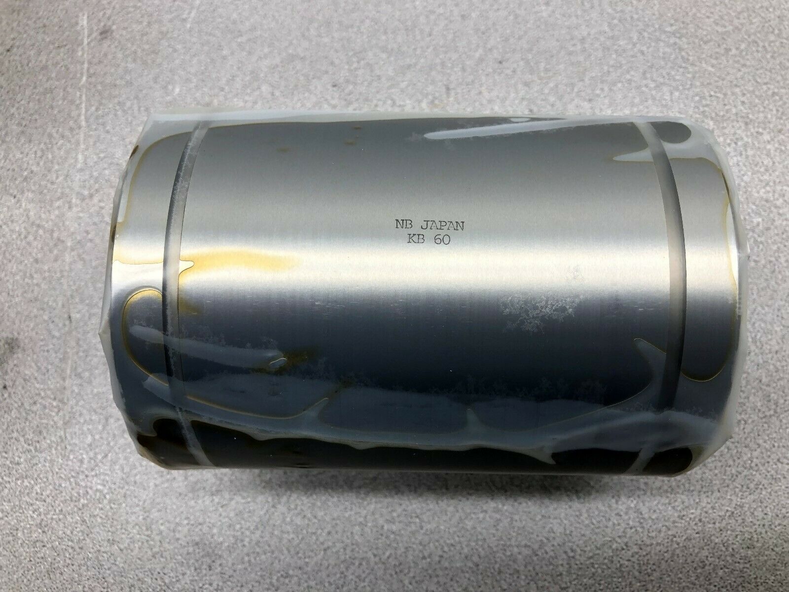 NEW IN BOX NIPPON LINEAR BALL BEARING 60,00 x 90,00 x 125,00 MM KB-60UU