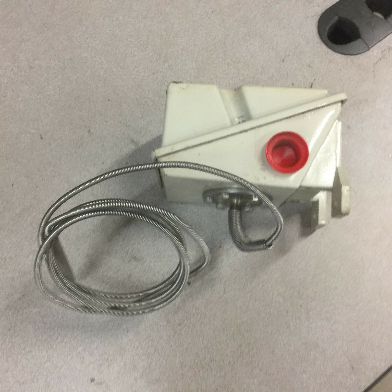 NEW NO BOX ASHCROFT TEMPERATURE CONTROLER 150-260F LTDN4GG05A7 030