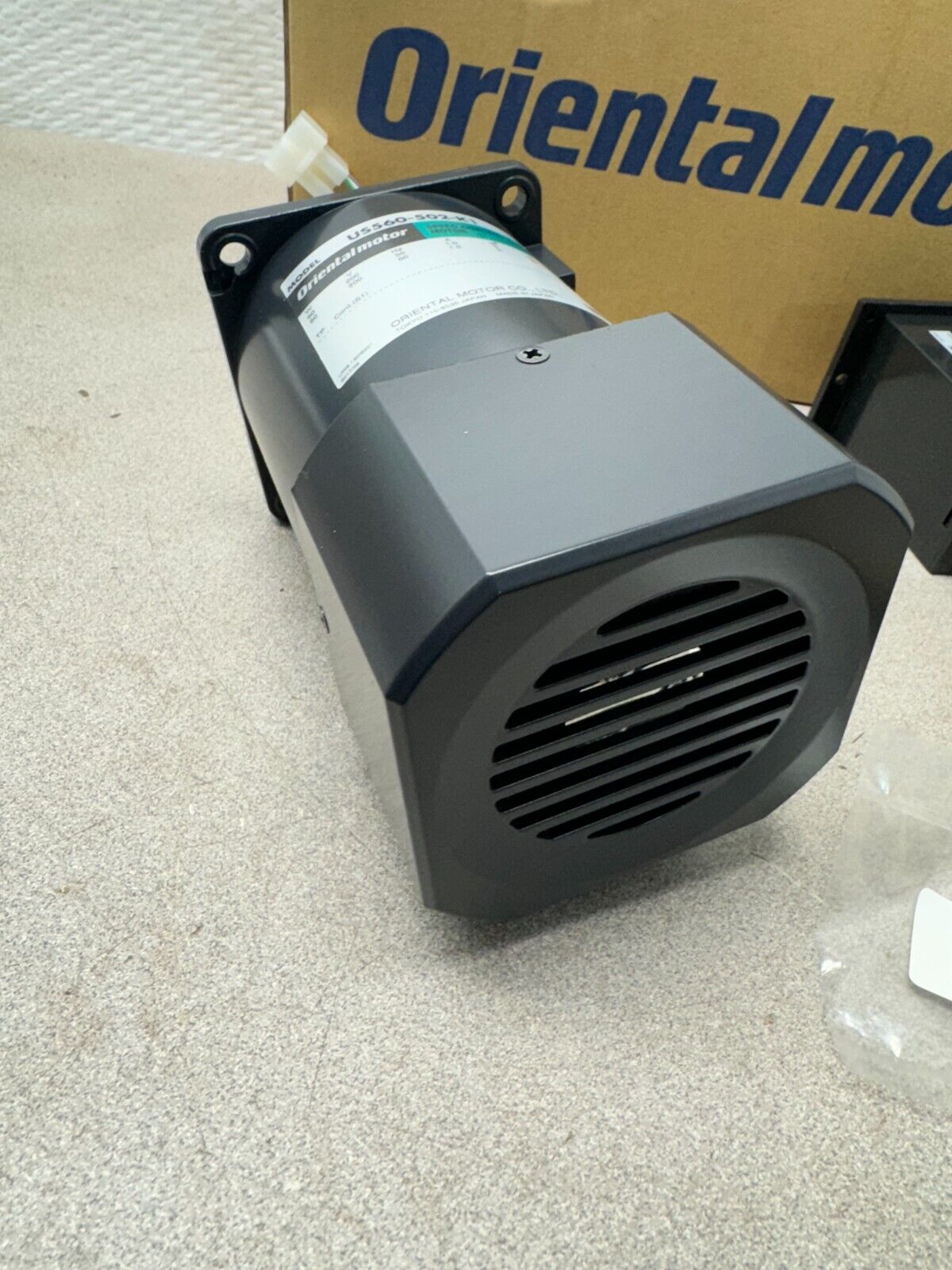 NEW ORIENTALMOTOR SPEED CONTROL MOTOR US560-502-K1
