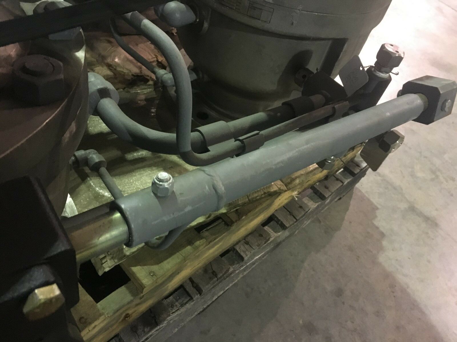 NEW KF FIRE SAFE CF8M 8X8 STAINLESS 8" VALVE AA10816-099XV WITH 7D-33-4186