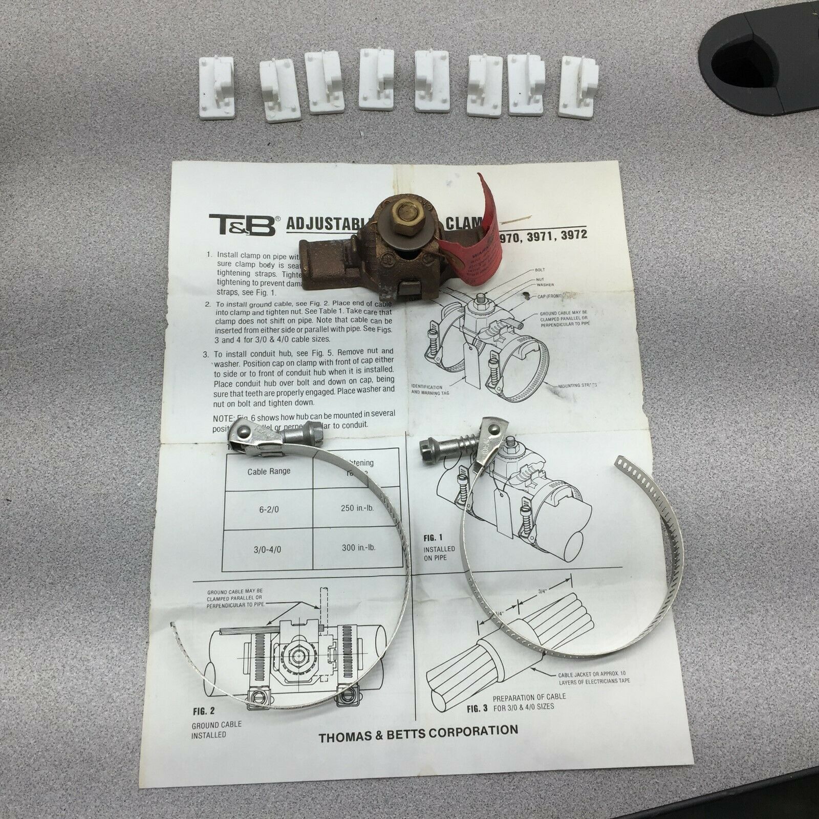NEW IN BOX T & B UNIVERSAL GROUND CLAMP #6-4/0 WIRE 1/2-2" PIPE 78-6210-03970