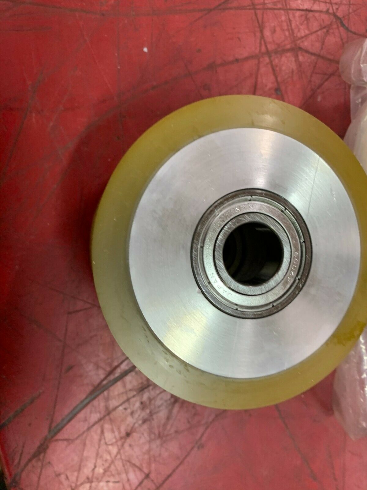 NEW NO BOX MISUMI ROLLER ROERGA100-20-50-T10