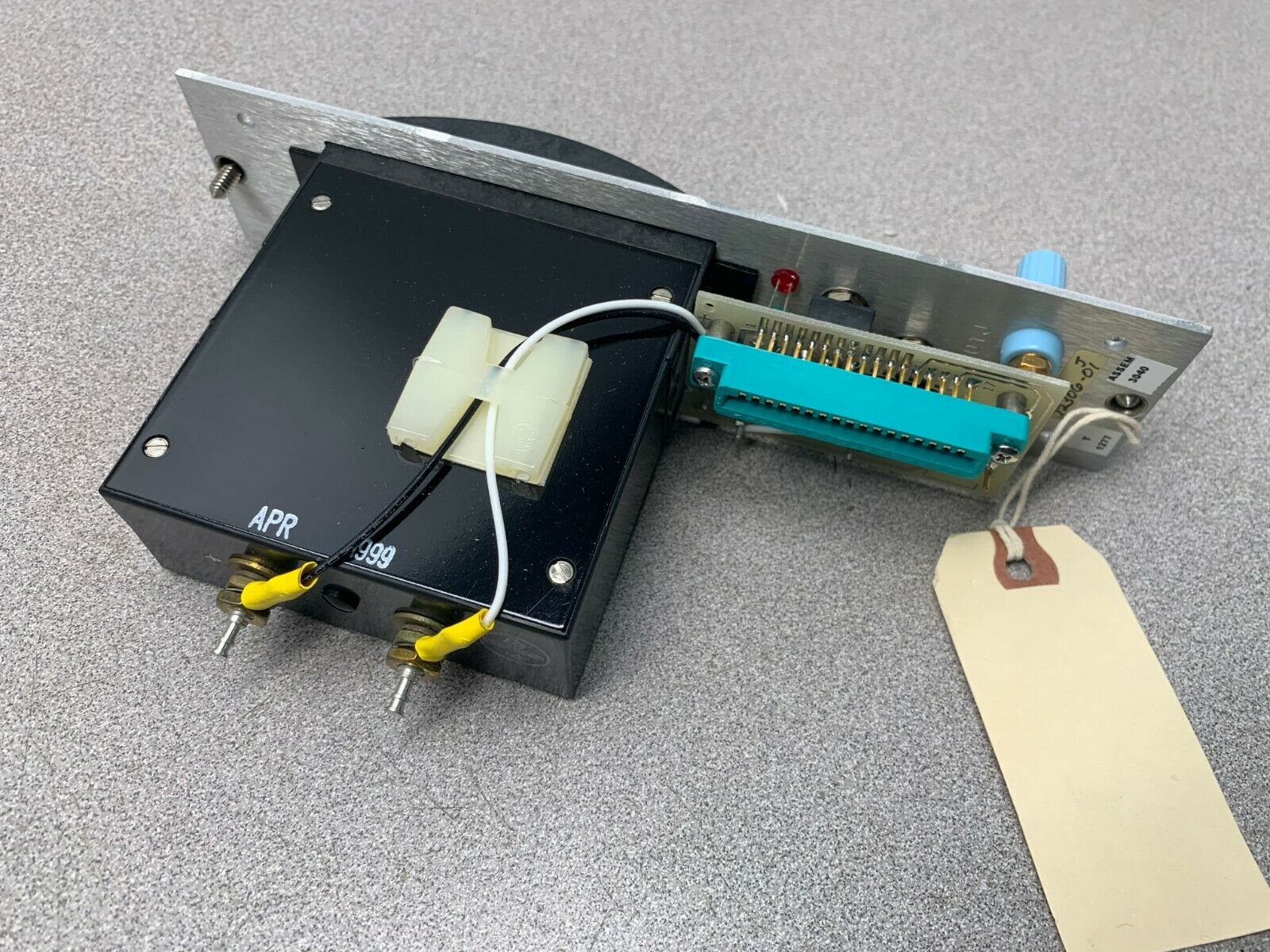 NEW NO BOX BENTLY NEVADA THRUST MONITOR 7200 TP-R