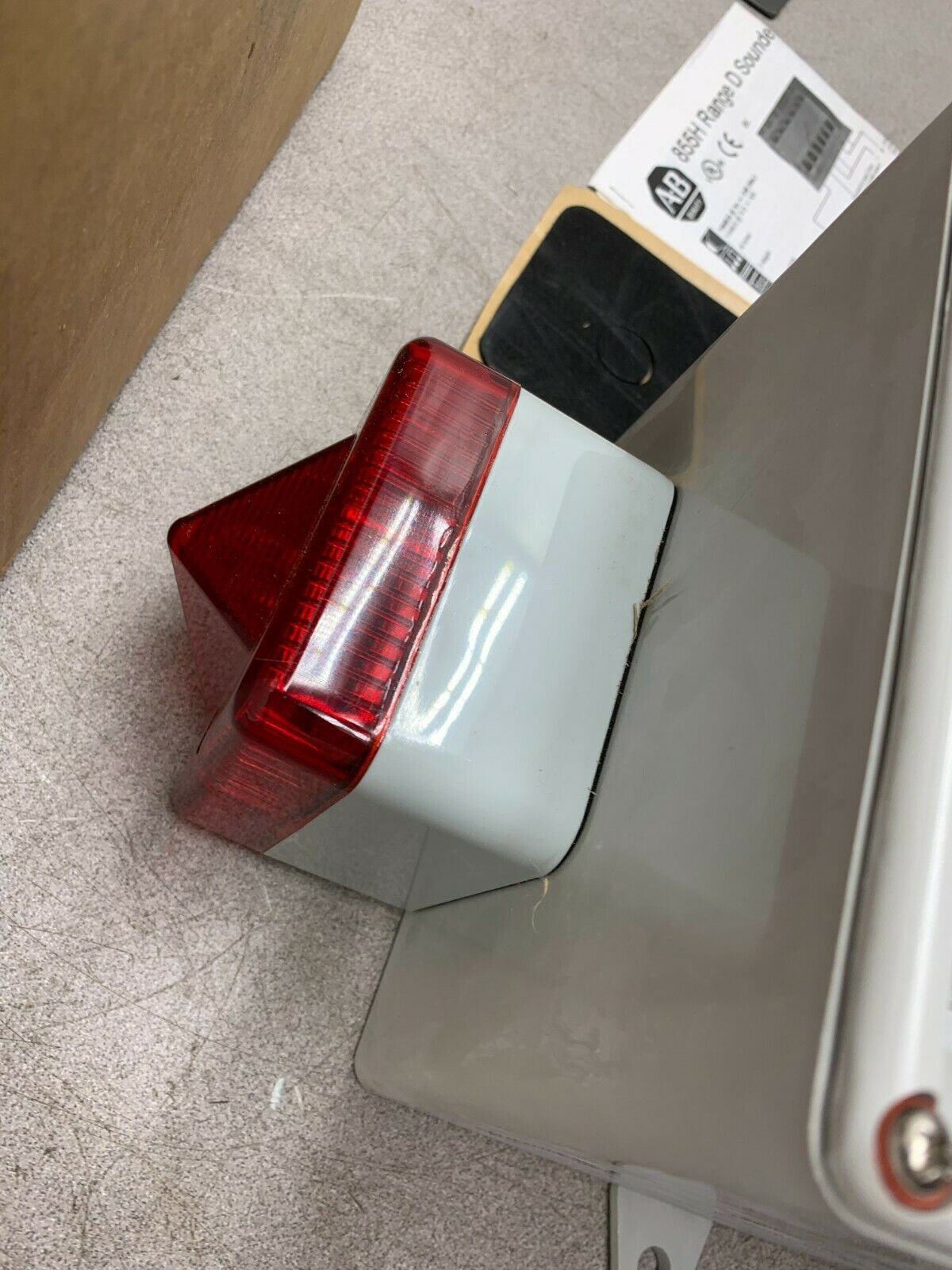 NEW IN BOX ALLEN-BRADLEY INDUSTRIAL HORN WITH BEACON 855H-BCA10DDR4 SERIES B