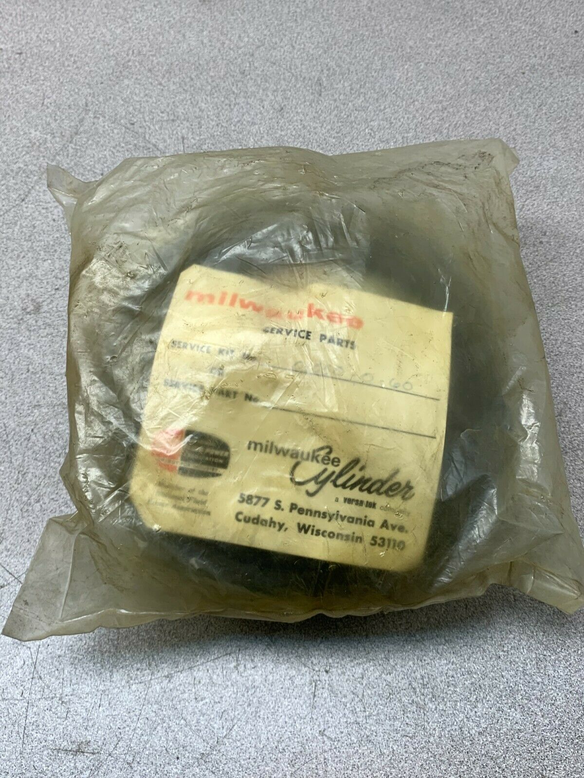 NEW MILWAUKEE CYLINDER SERVICE KIT 01550-0-60