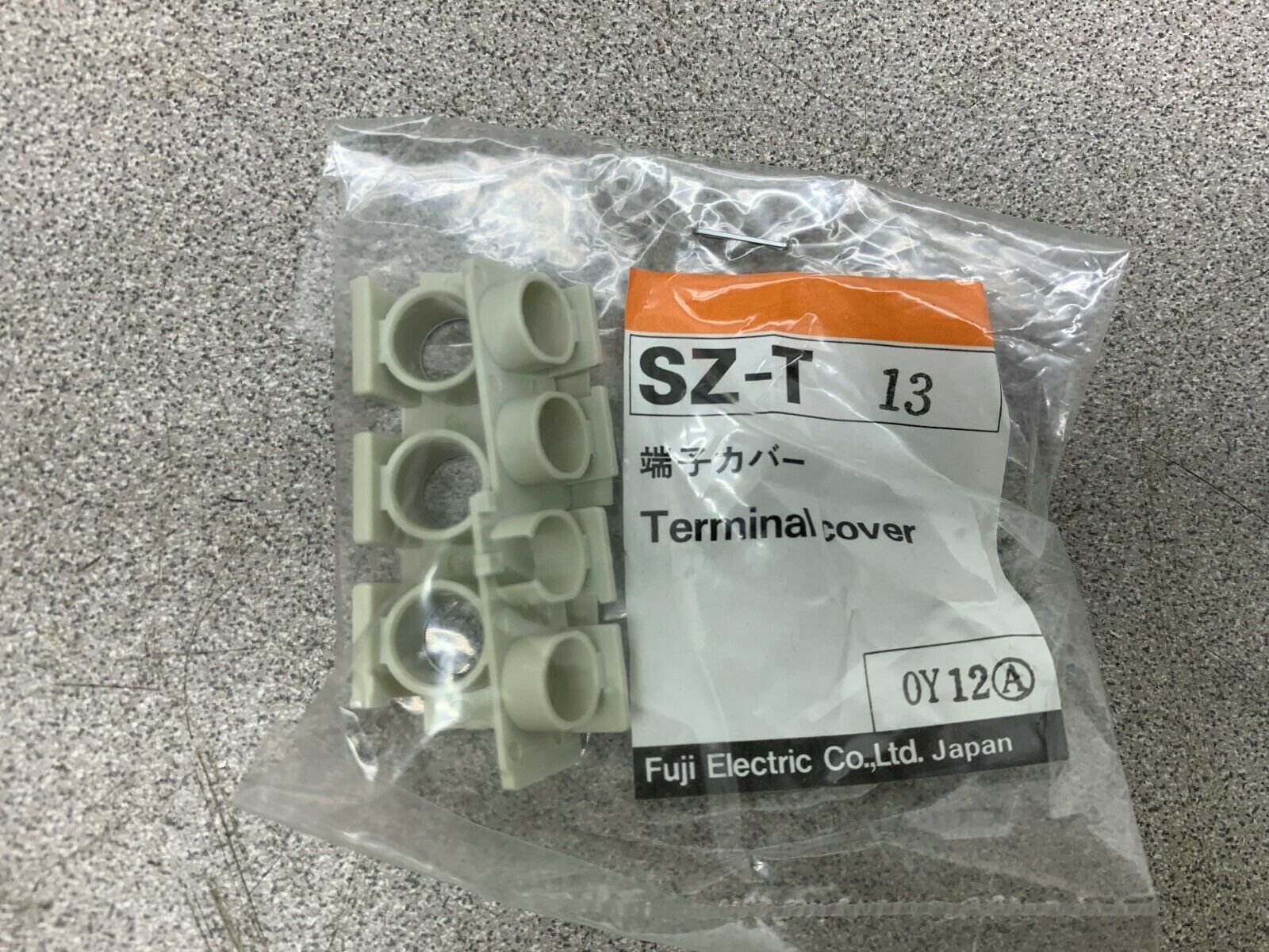 LOT OF 4 FUJI TERMINAL COVER SZ-T
