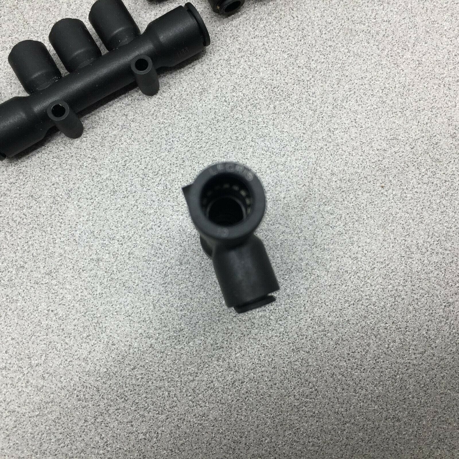 NEW NO BOX (LOT OF 16) LEGRIS (M10 XM10) X (M6 M6 M6) MANIFOLD M57400008