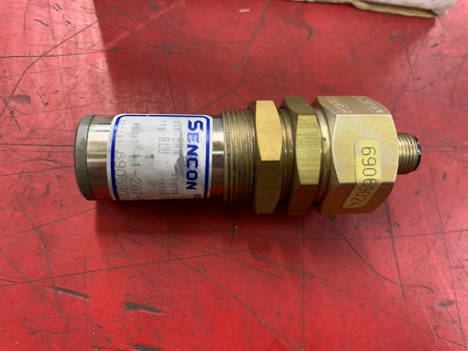 NEW IN BOX SENCON SENSOR 11-287-53