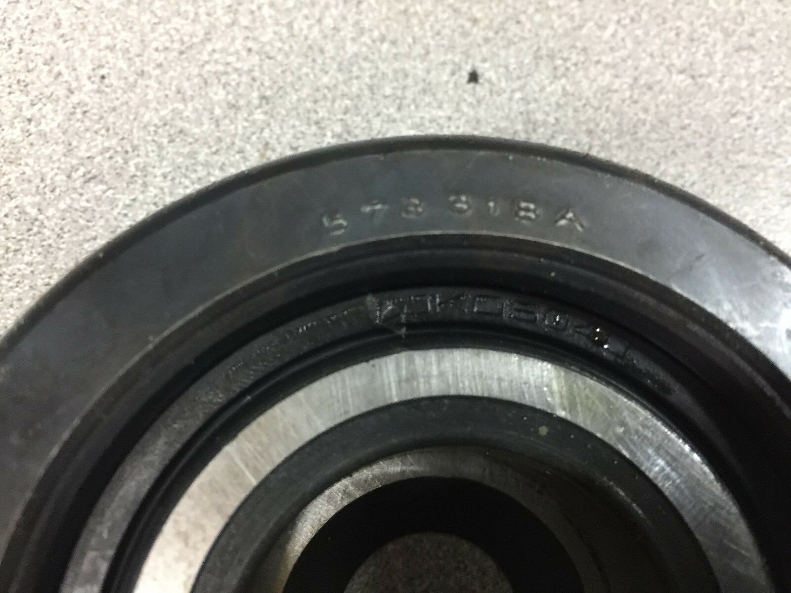 NEW NO BOX KE BEARING 573318A