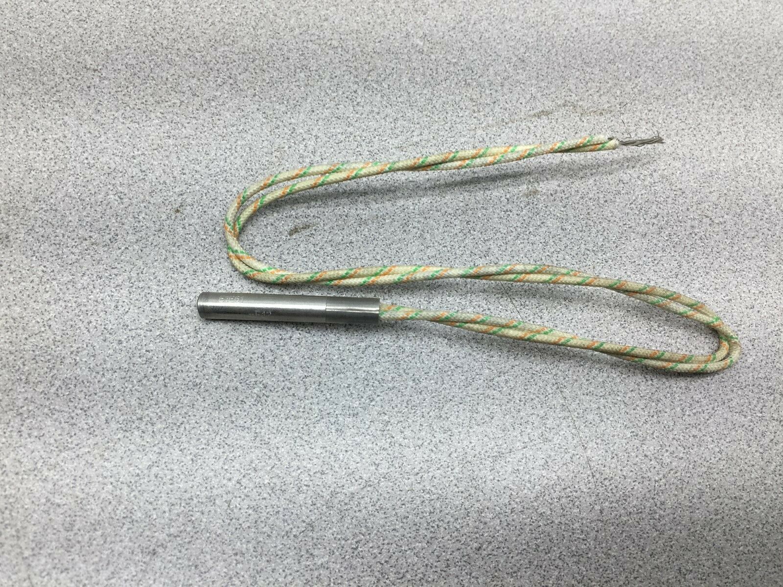 NEW NO BOX FIREROD 0247 18M 240VAC 225W HEATER ELEMENT E1E61