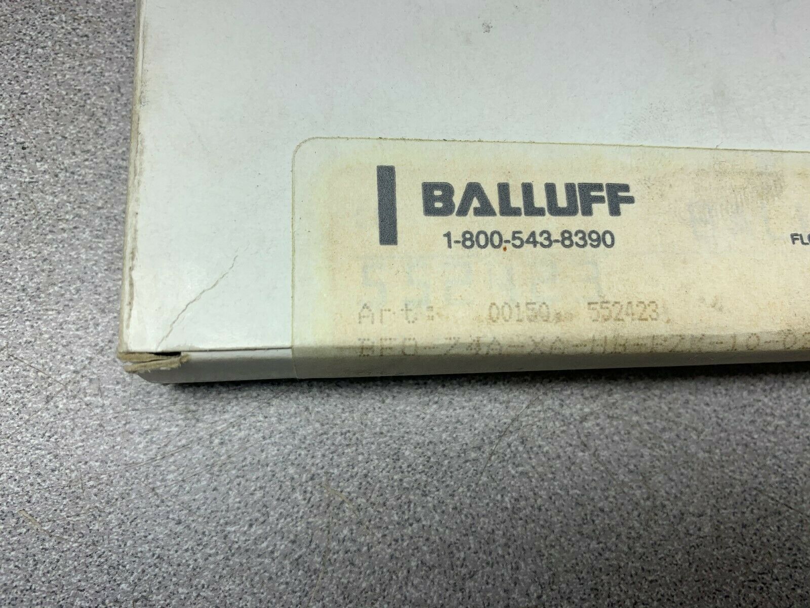 NEW IN BOX BALLUFF SENSOR BF074A-XA-HB-P2K-10-02