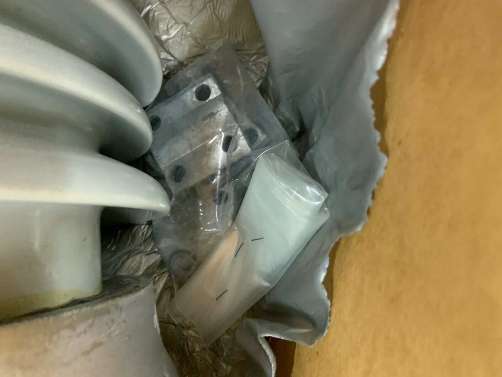 NEW IN BOX WESTINGHOUSE TYPE SMX STATION CLASS SURGE ARRESTER 8045A40A04