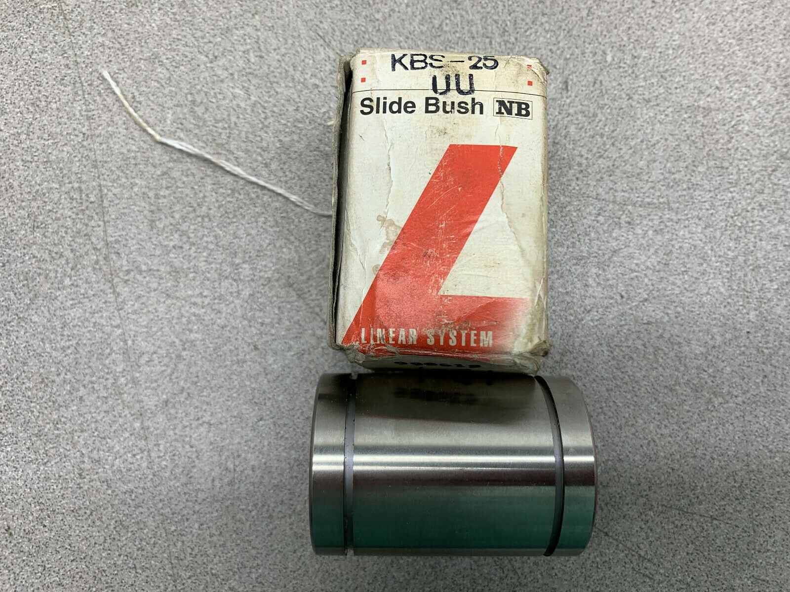 NEW IN FACTORY BOX NB BUSH LINEAR BEARING KBS-25
