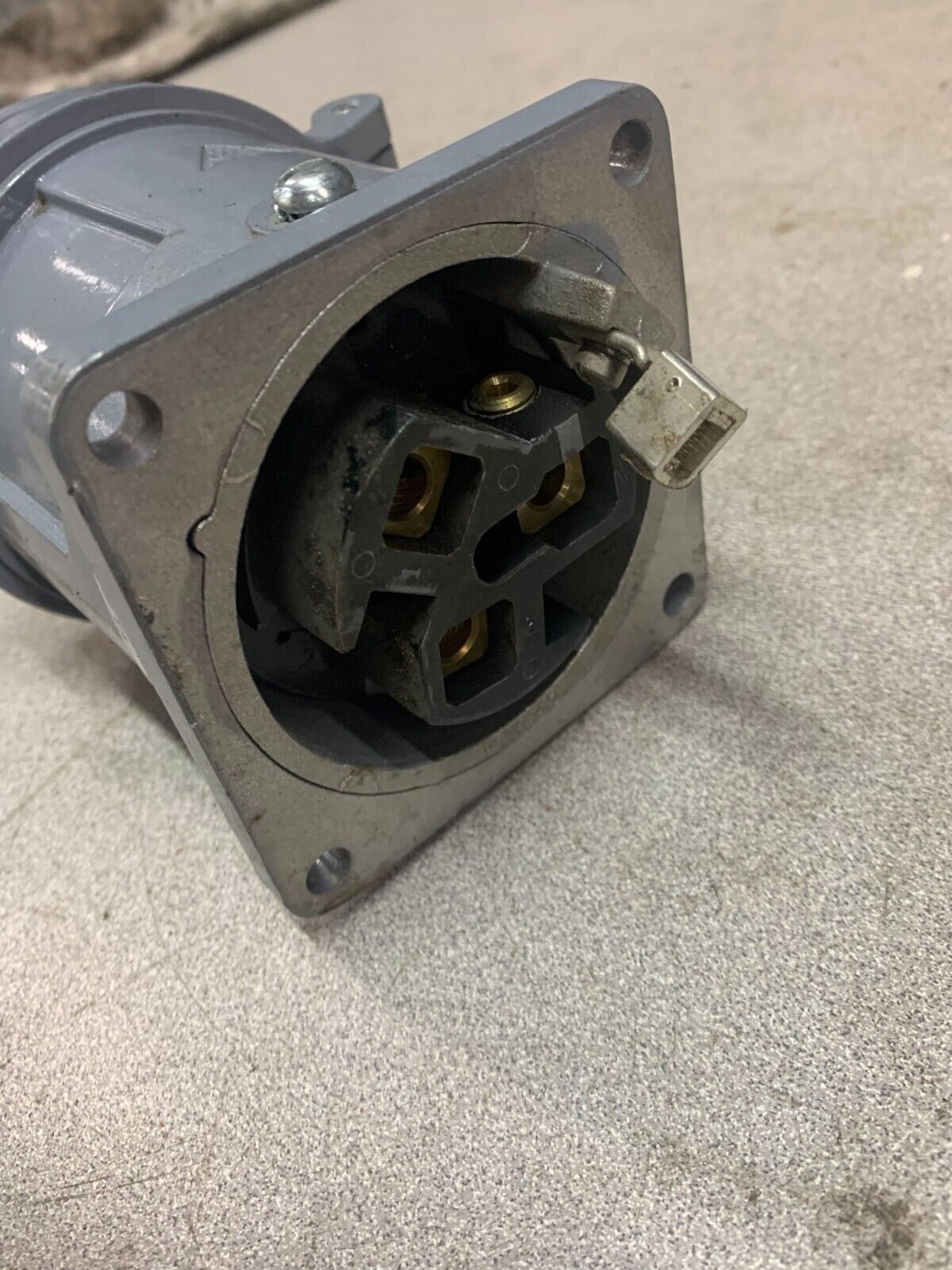 NEW NO BOX THOMAS & BETTS RUSSELLSTOLL 60AMP RECEPTACLE 3123W-78