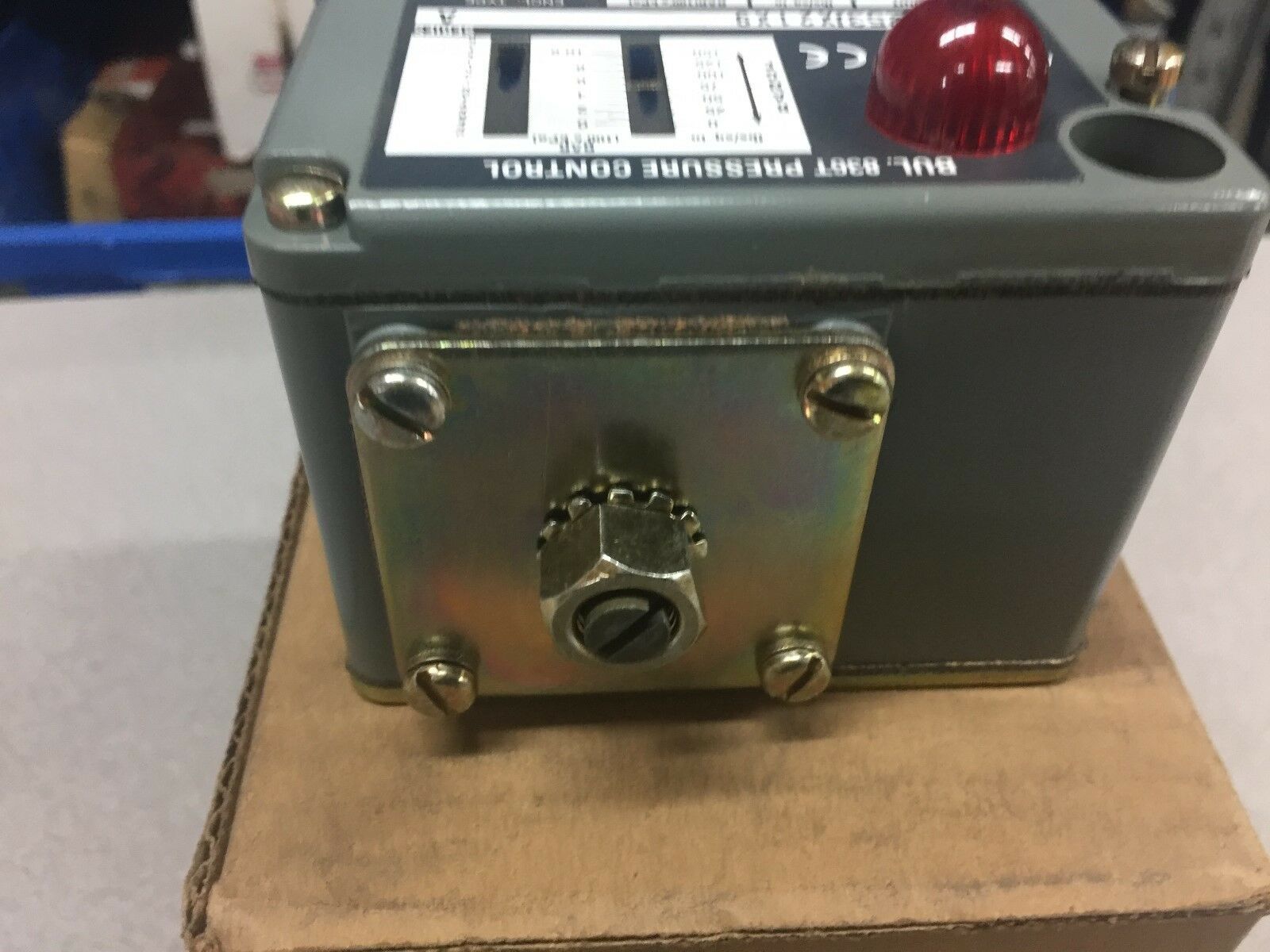 NEW IN BOX ALLEN BRADLEY PRESSURE CONTROL SWITCH 836T-T253JX21X9