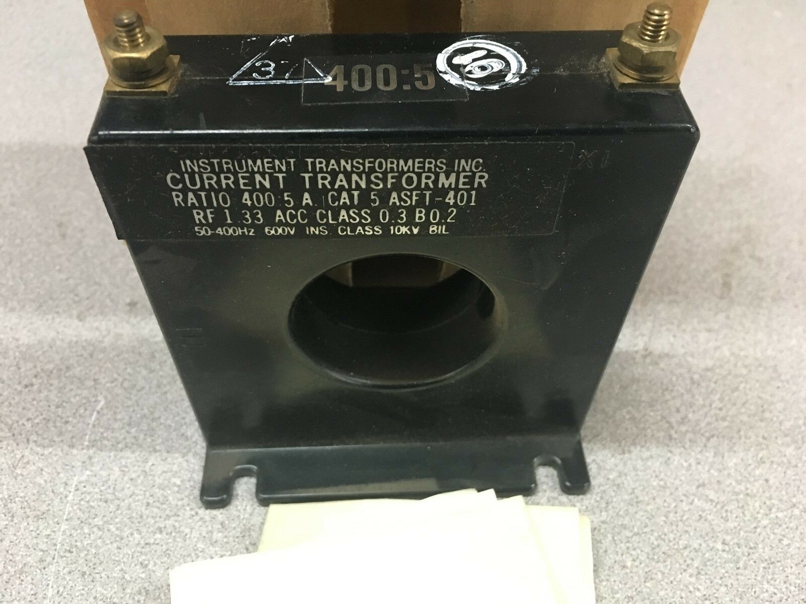 NEW IN BOX INSTRUMENT 400:5 A CURRENT TRANSFORMER 5 ASFT-401