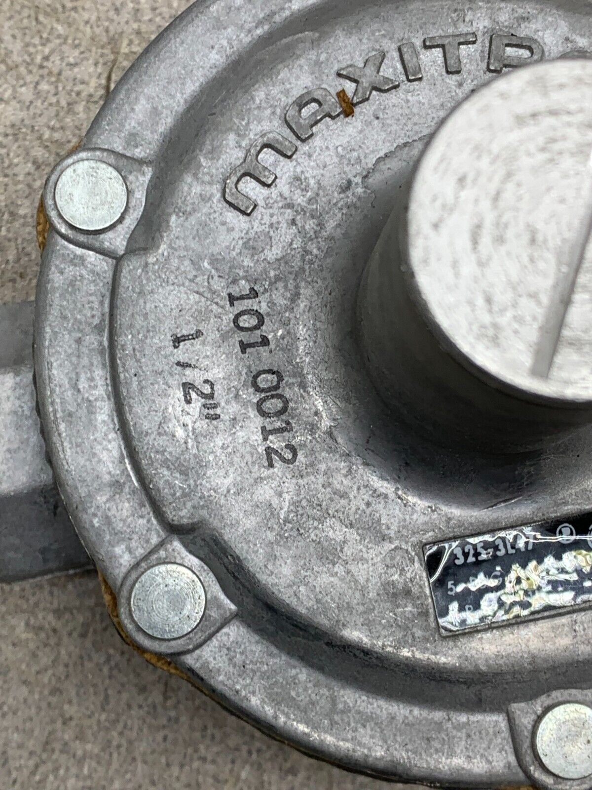 NEW NO BOX MAXITROL 1/2" PRESSURE REGULATOR 7"-11" PO 325-3L47
