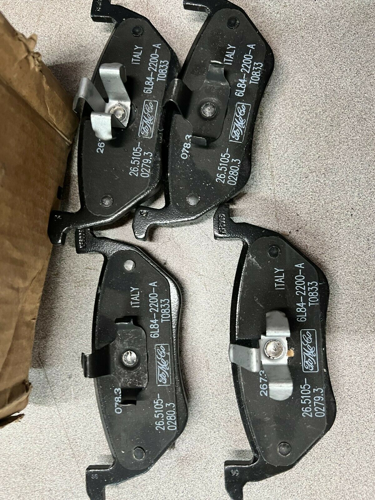 NEW IN BOX FORD MOTORCRAFT 6L8Z-2200-B BRAKE KIT BRF-1055