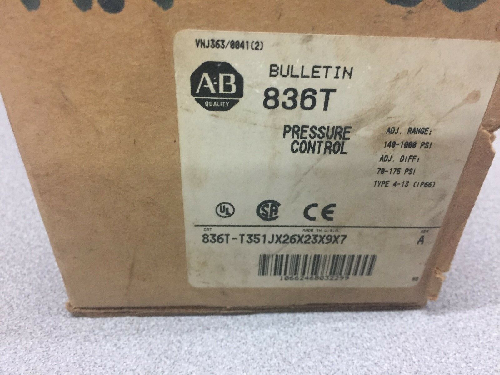 NEW IN BOX ALLEN BRADLEY PRESSURE CONTROL SWITCH 836T-T251JX26X23X9X7