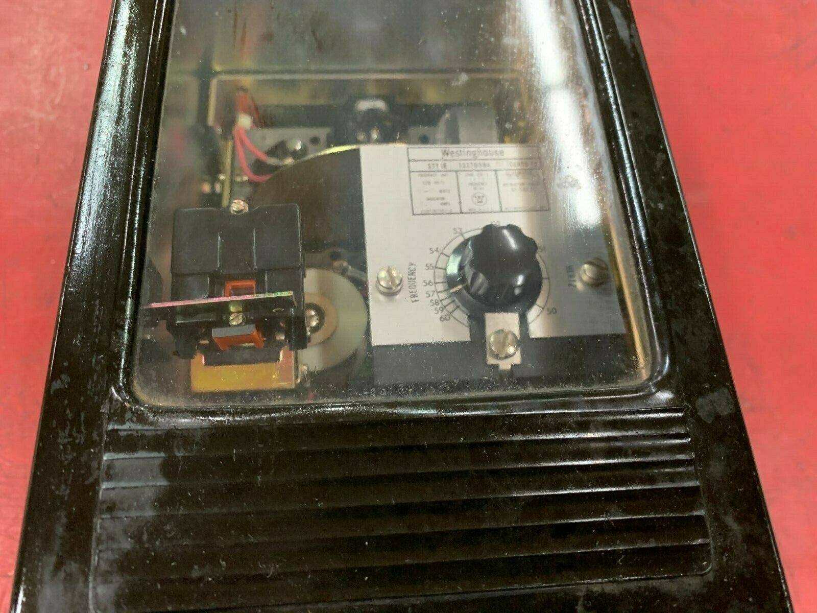 USED WESTINGHOUSE CF-1 UNDER FREQUENCY RELAY 1337D98A 02 CLASS 1E