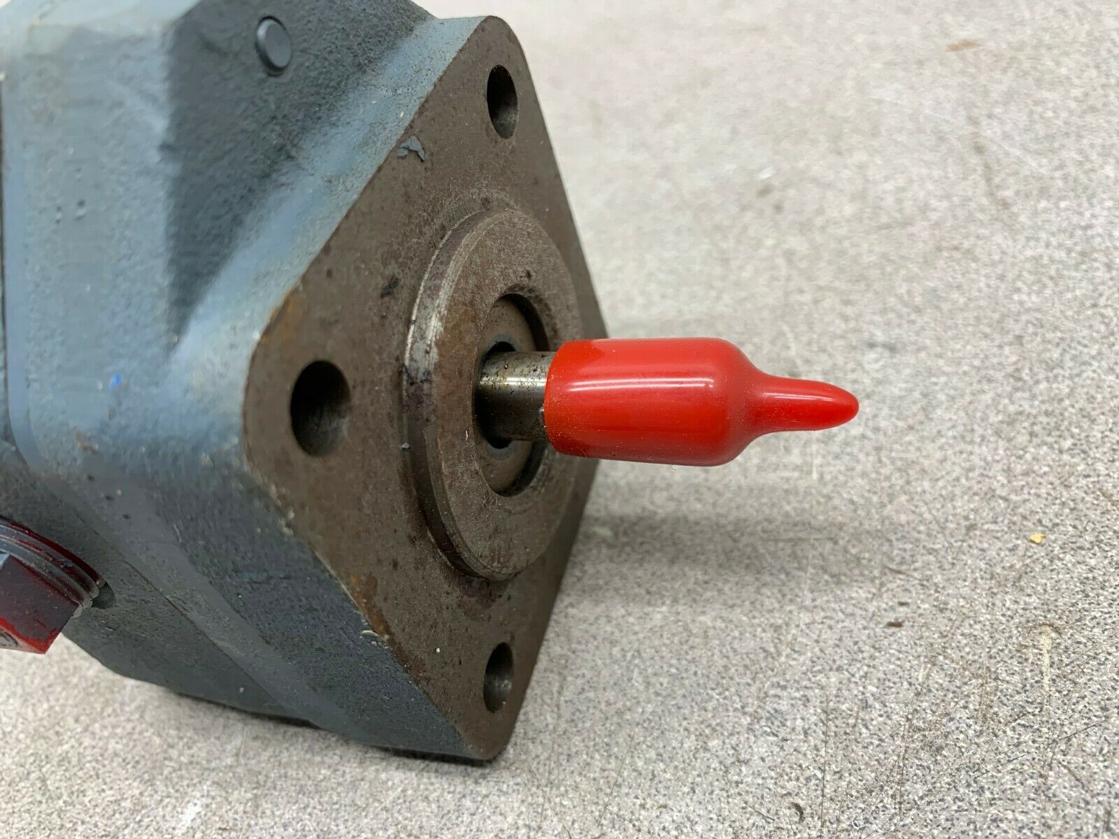 NEW NO BOX TRIAD TECHNOLOGIES HYDRAULIC PART C1