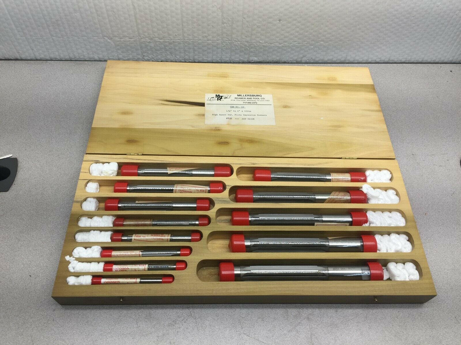 NEW NO BOX M.R.&T 1/4"-1" X1/16 #858 HIGH SPEED STR FLUTE EXP REAMER EDP 01508